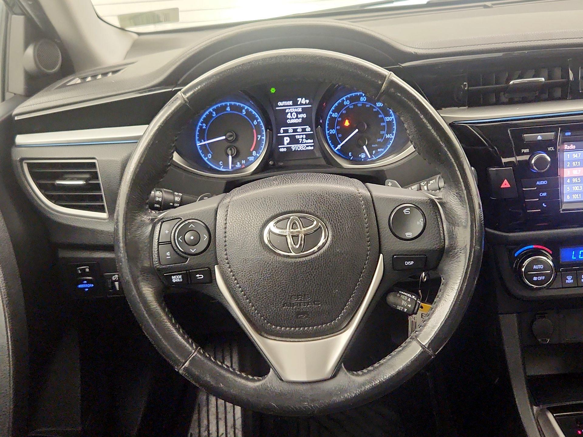Thumbnail: 2016 Toyota Corolla - 10