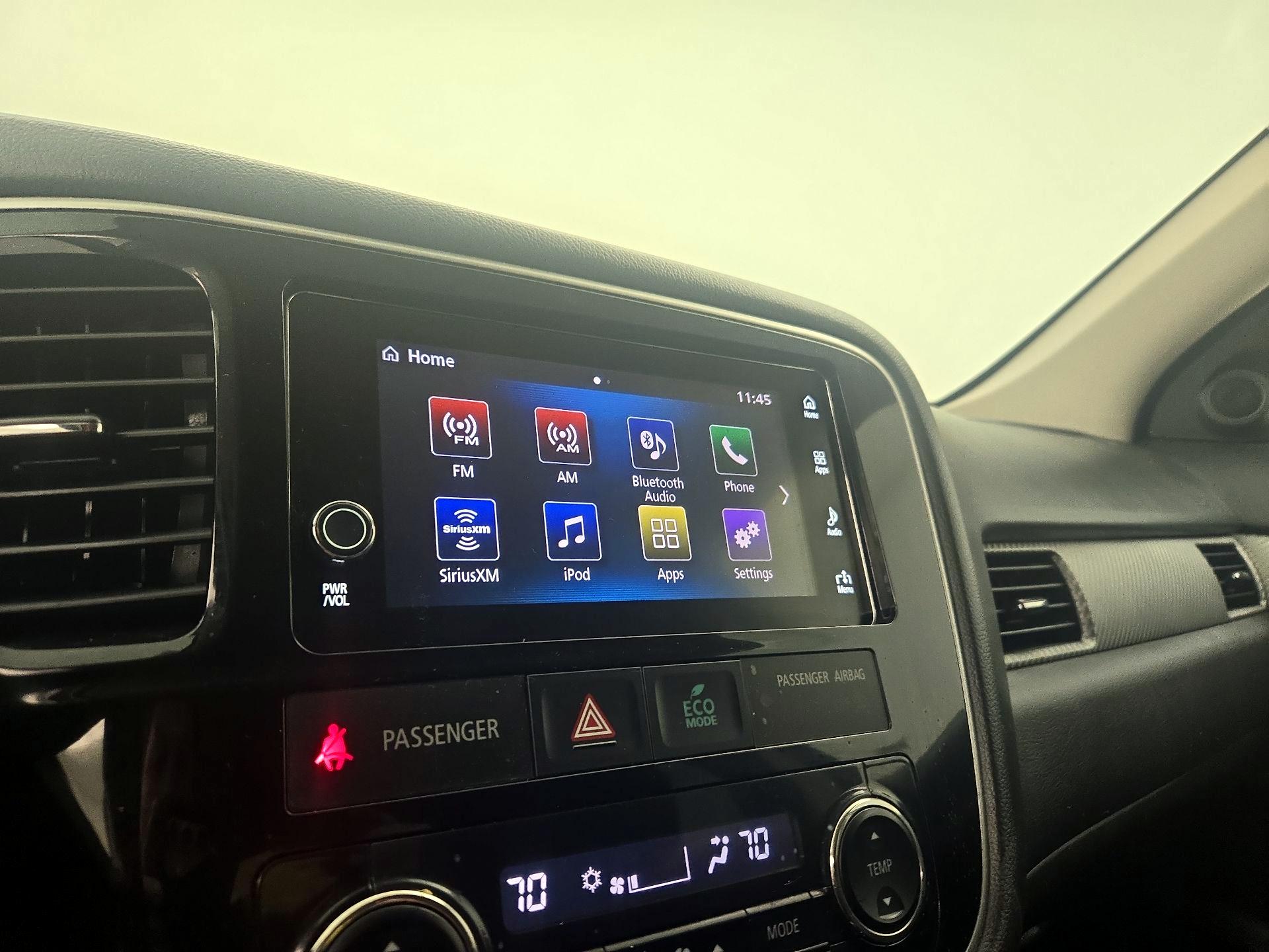 Thumbnail: 2018 Mitsubishi Outlander - 15