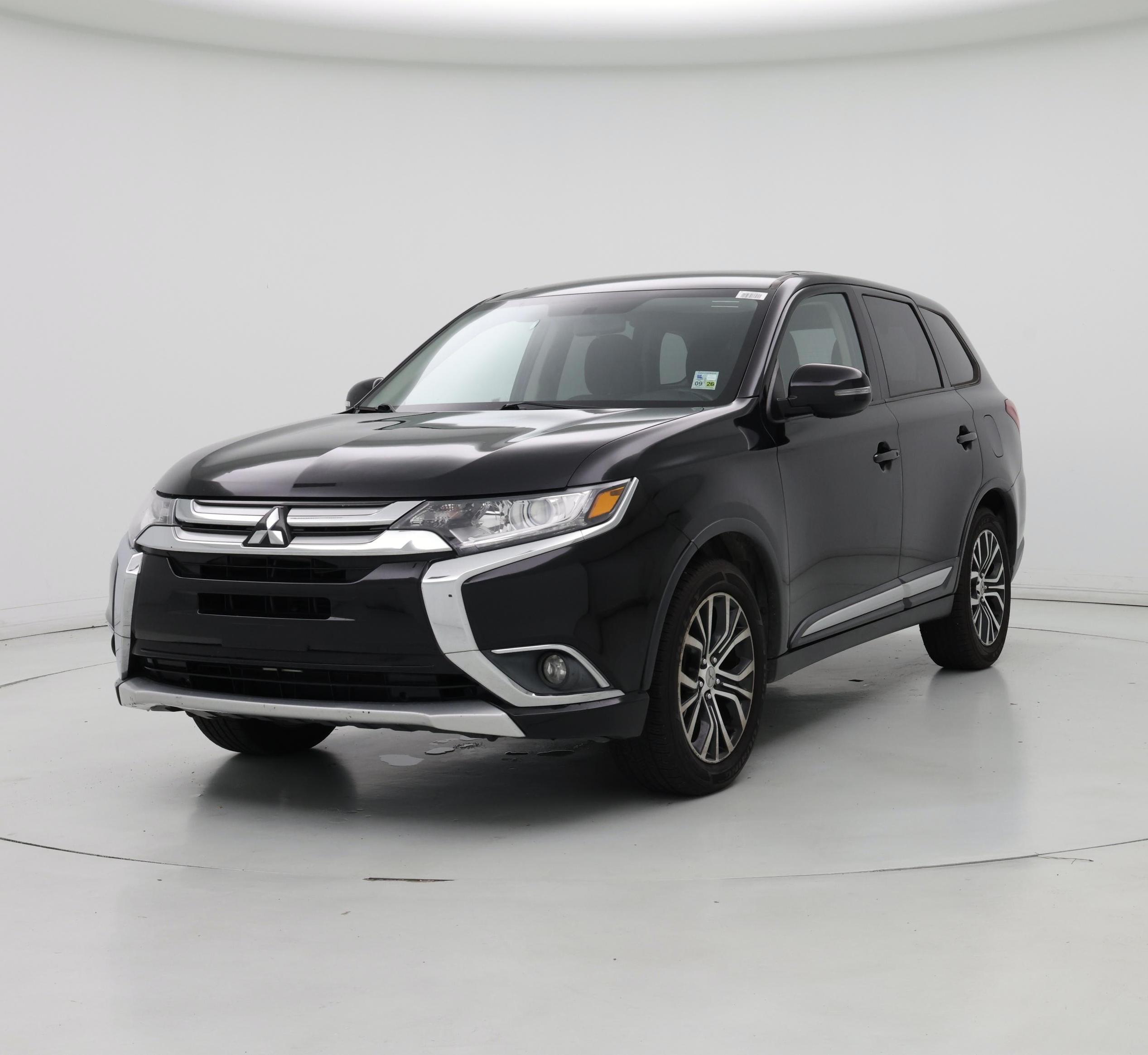 Thumbnail: 2018 Mitsubishi Outlander - 4