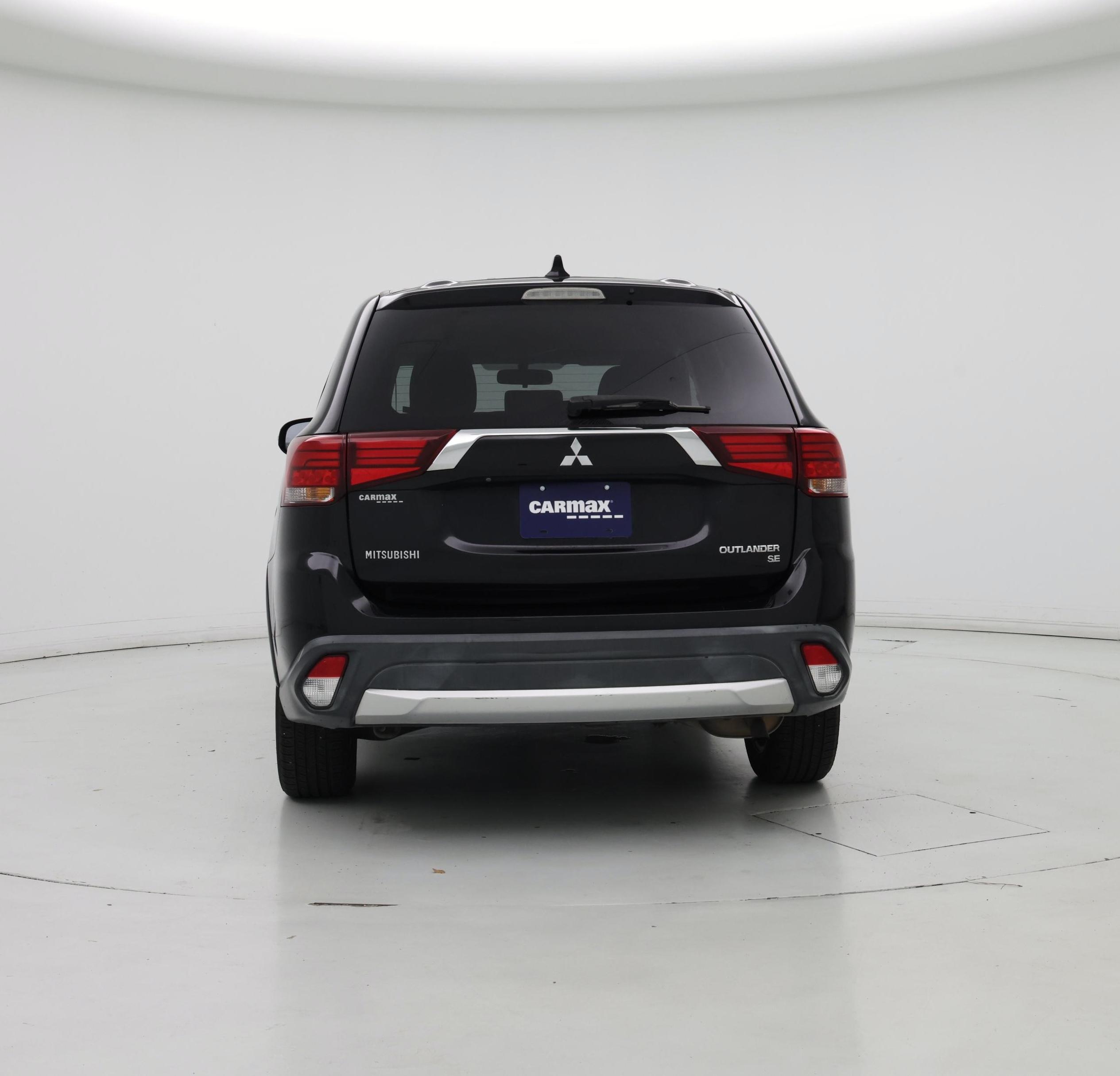 Thumbnail: 2018 Mitsubishi Outlander - 6