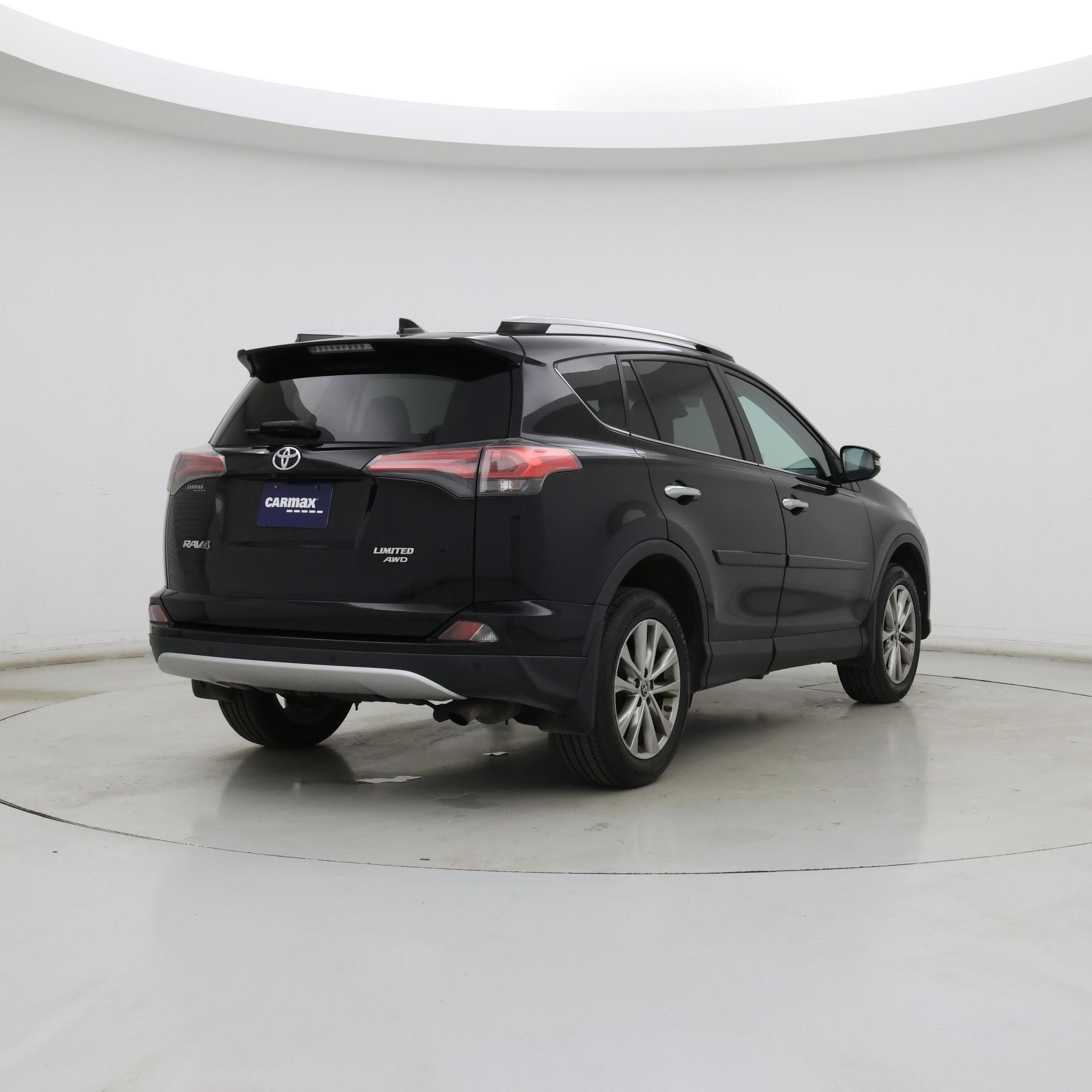 Thumbnail: 2016 Toyota RAV4 - 8
