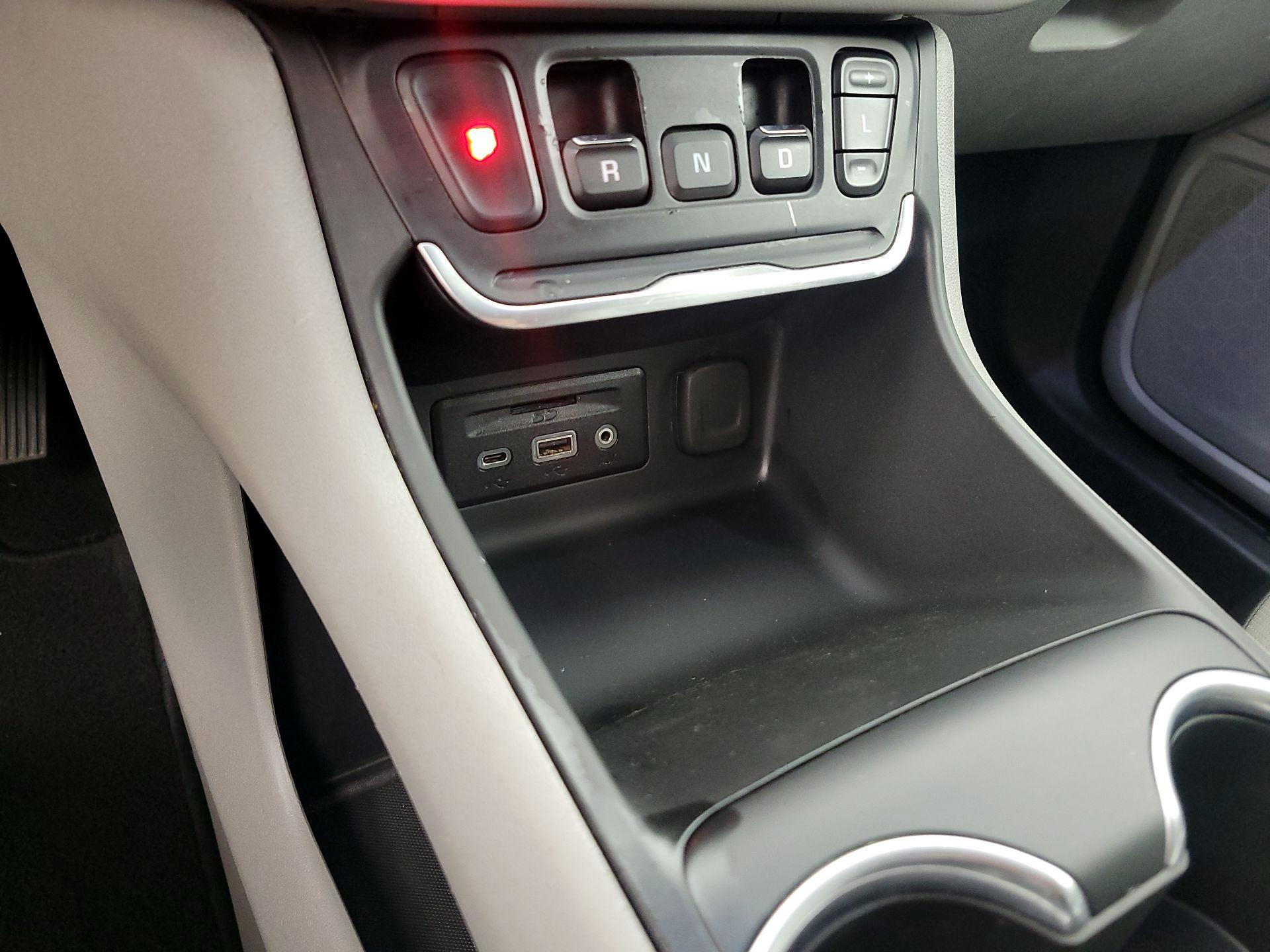 Thumbnail: 2019 GMC Terrain - 19