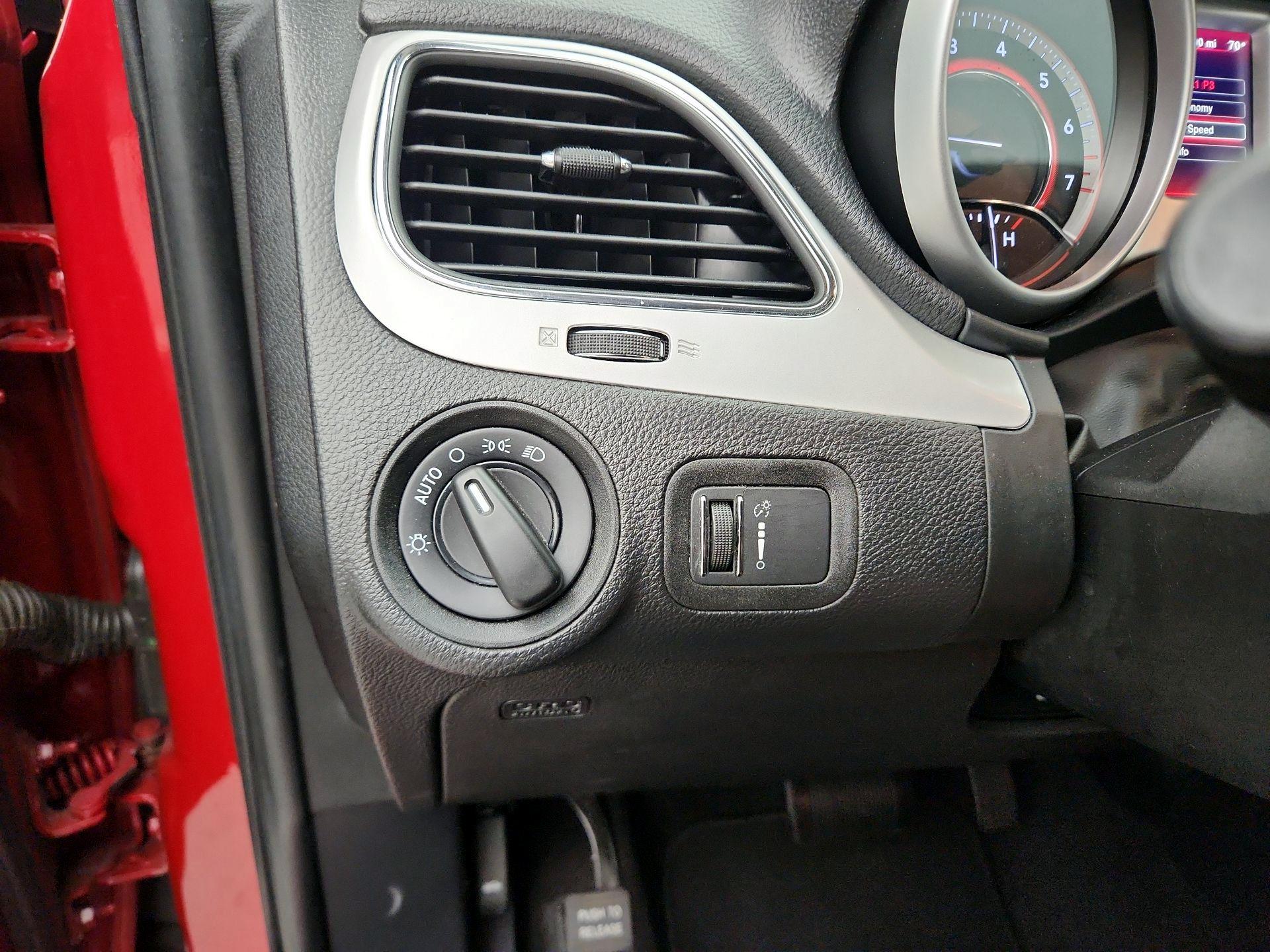 Thumbnail: 2018 Dodge Journey - 13