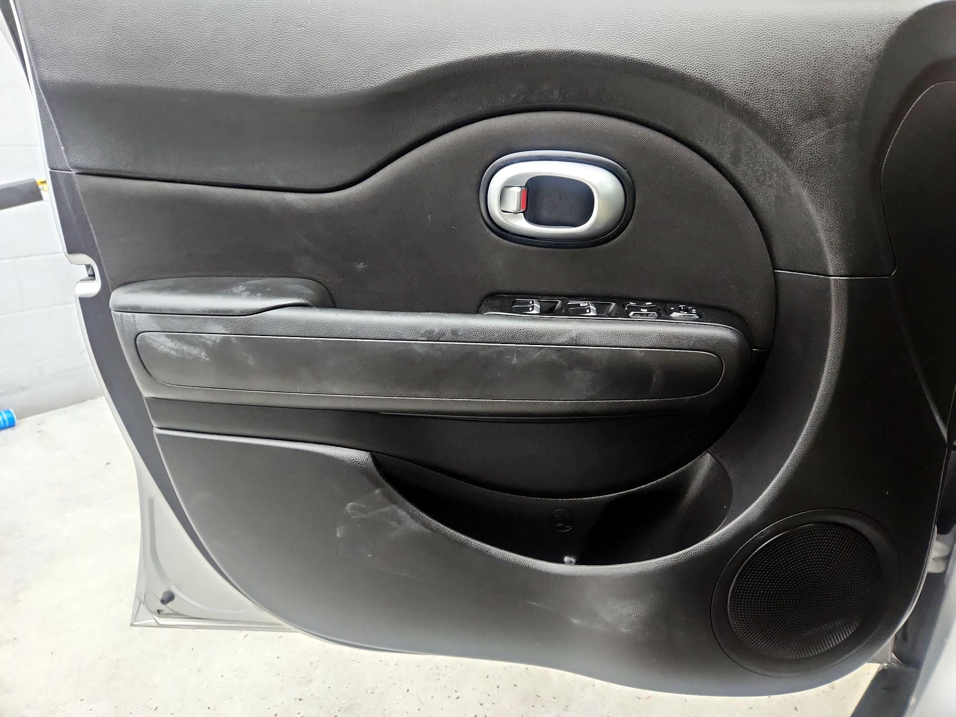 Thumbnail: 2018 Kia Soul - 12