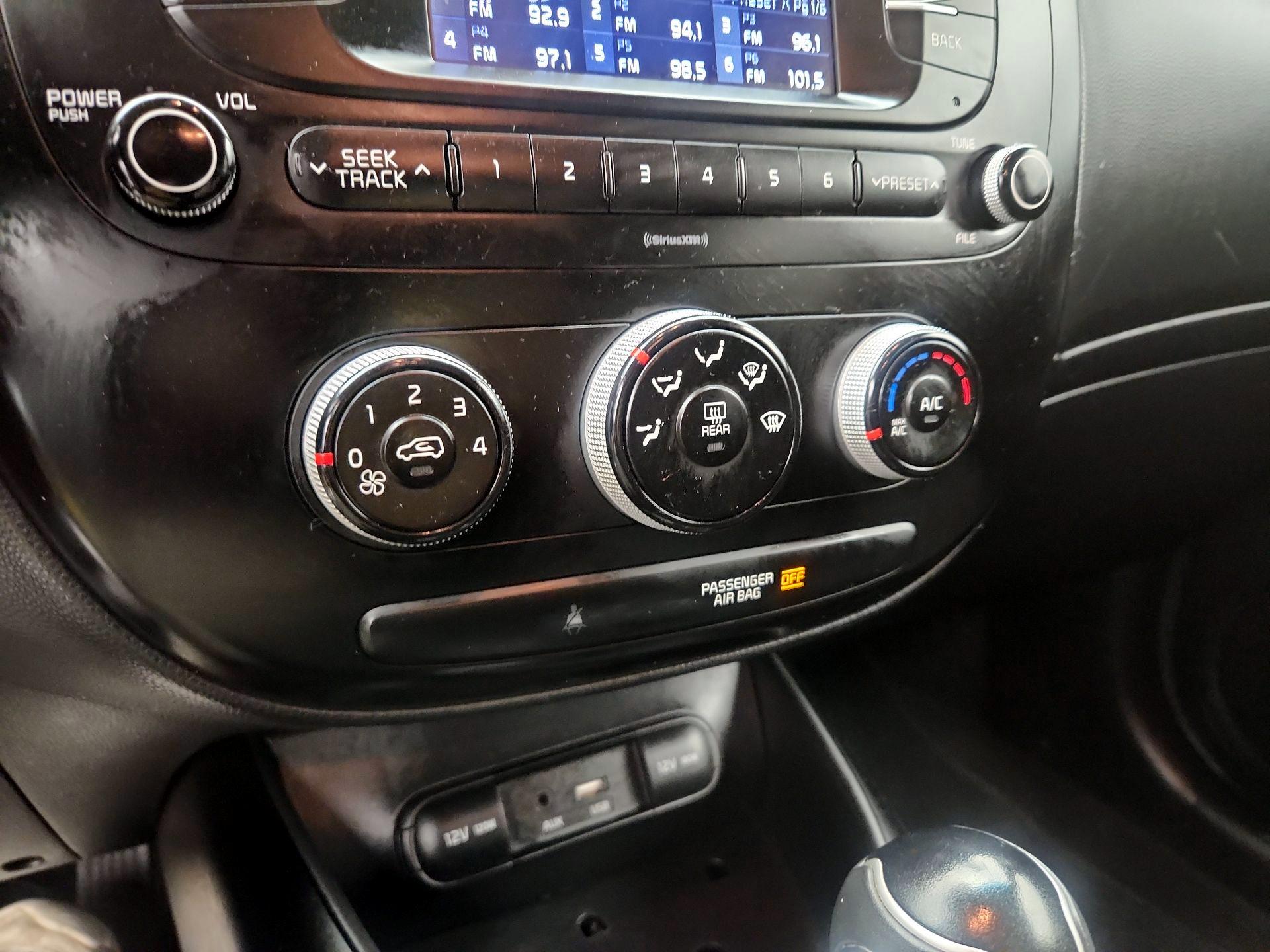 Thumbnail: 2018 Kia Soul - 15