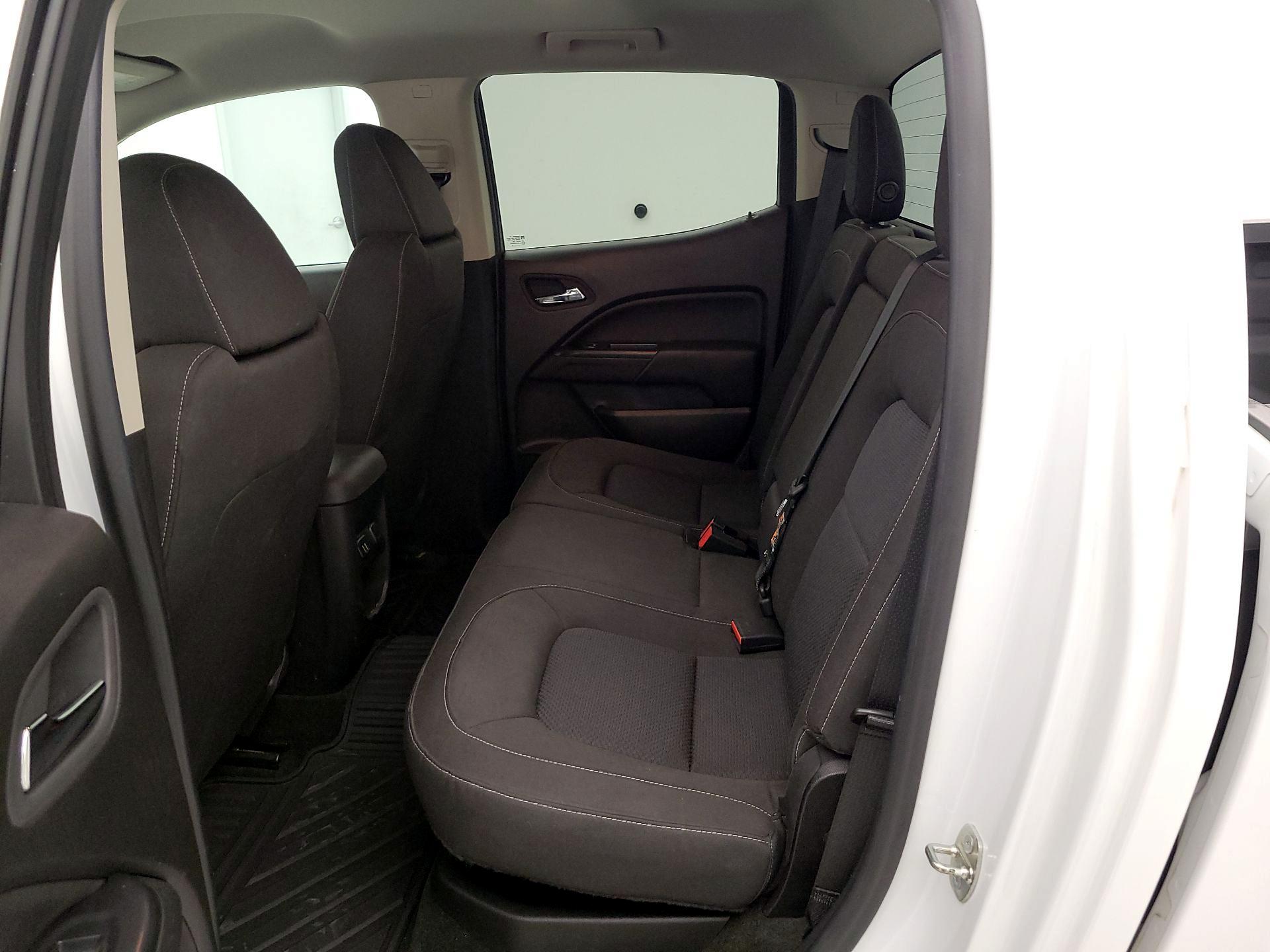 Thumbnail: 2015 Chevrolet Colorado - 19