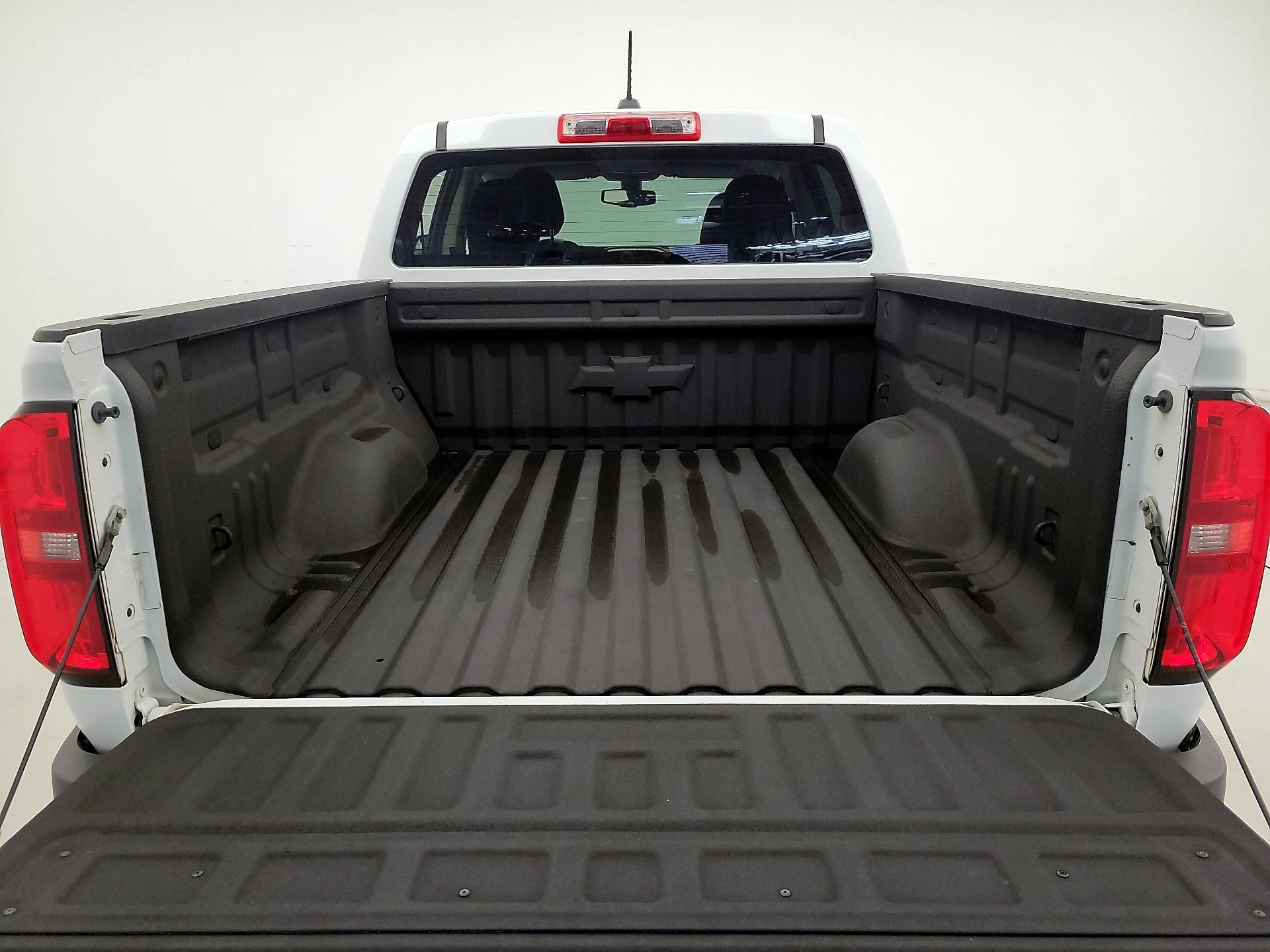 Thumbnail: 2015 Chevrolet Colorado - 20