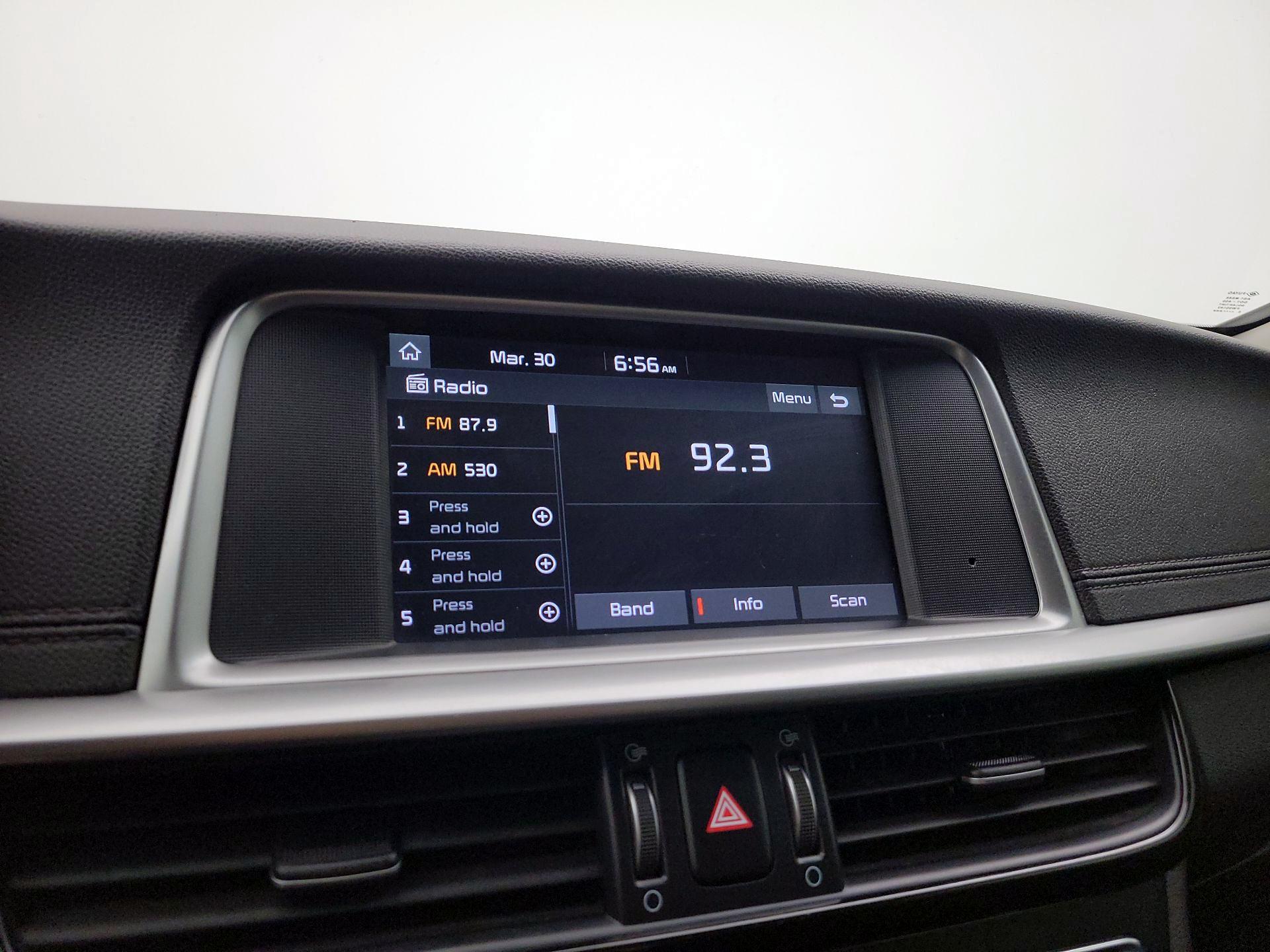 Thumbnail: 2019 Kia Optima - 15