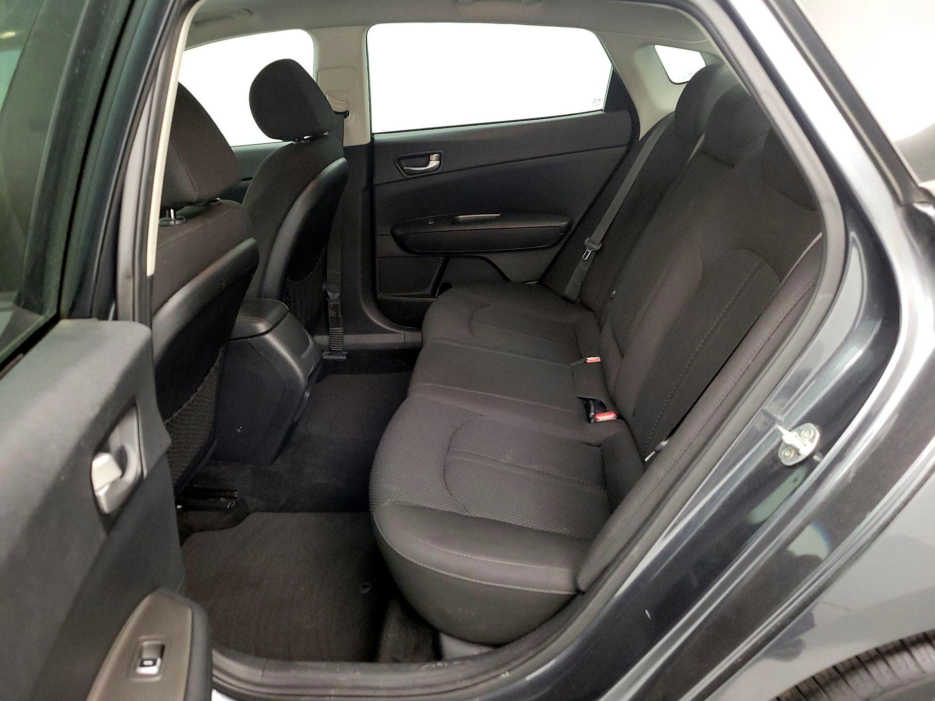 Thumbnail: 2019 Kia Optima - 19