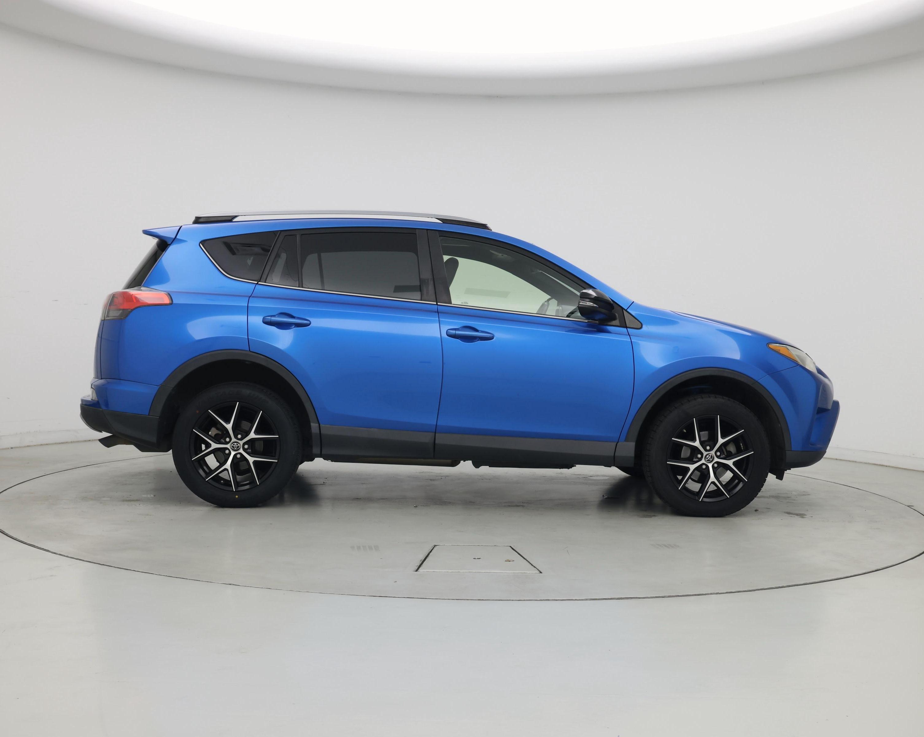 Thumbnail: 2018 Toyota RAV4 - 7