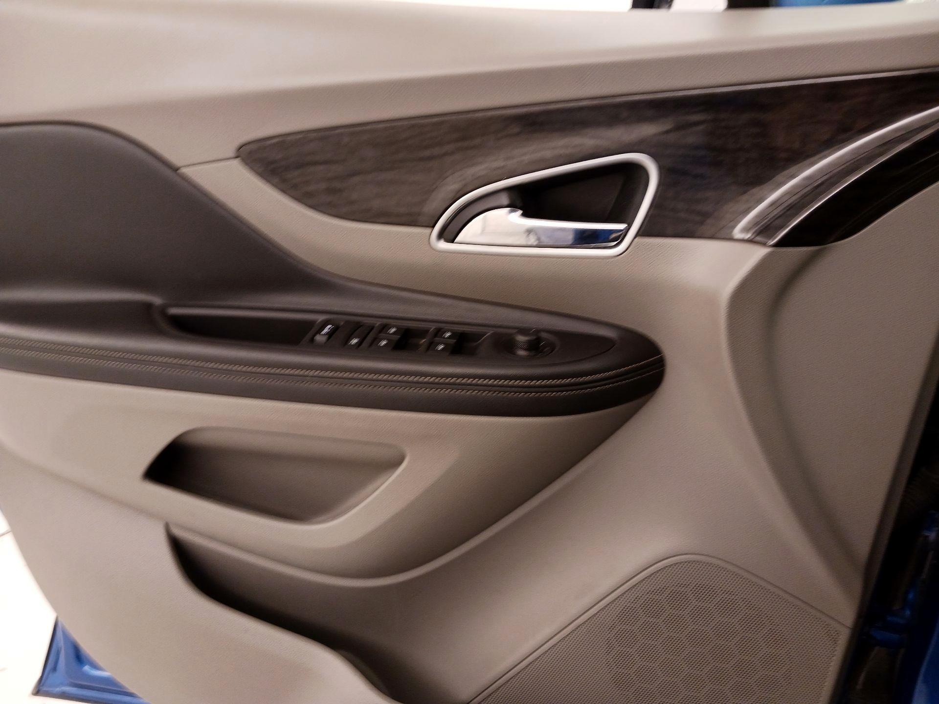 Thumbnail: 2016 Buick Encore - 12