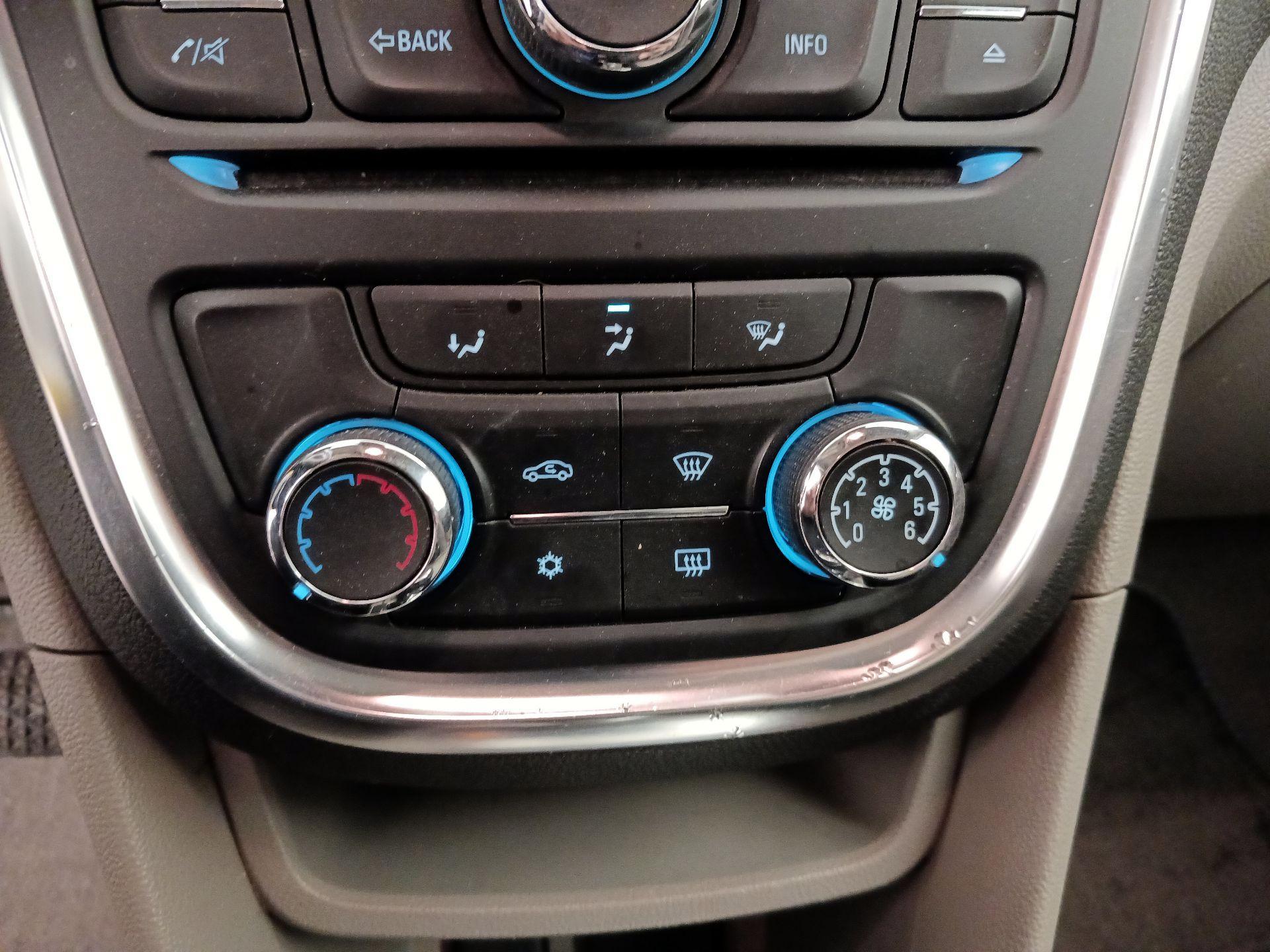 Thumbnail: 2016 Buick Encore - 17