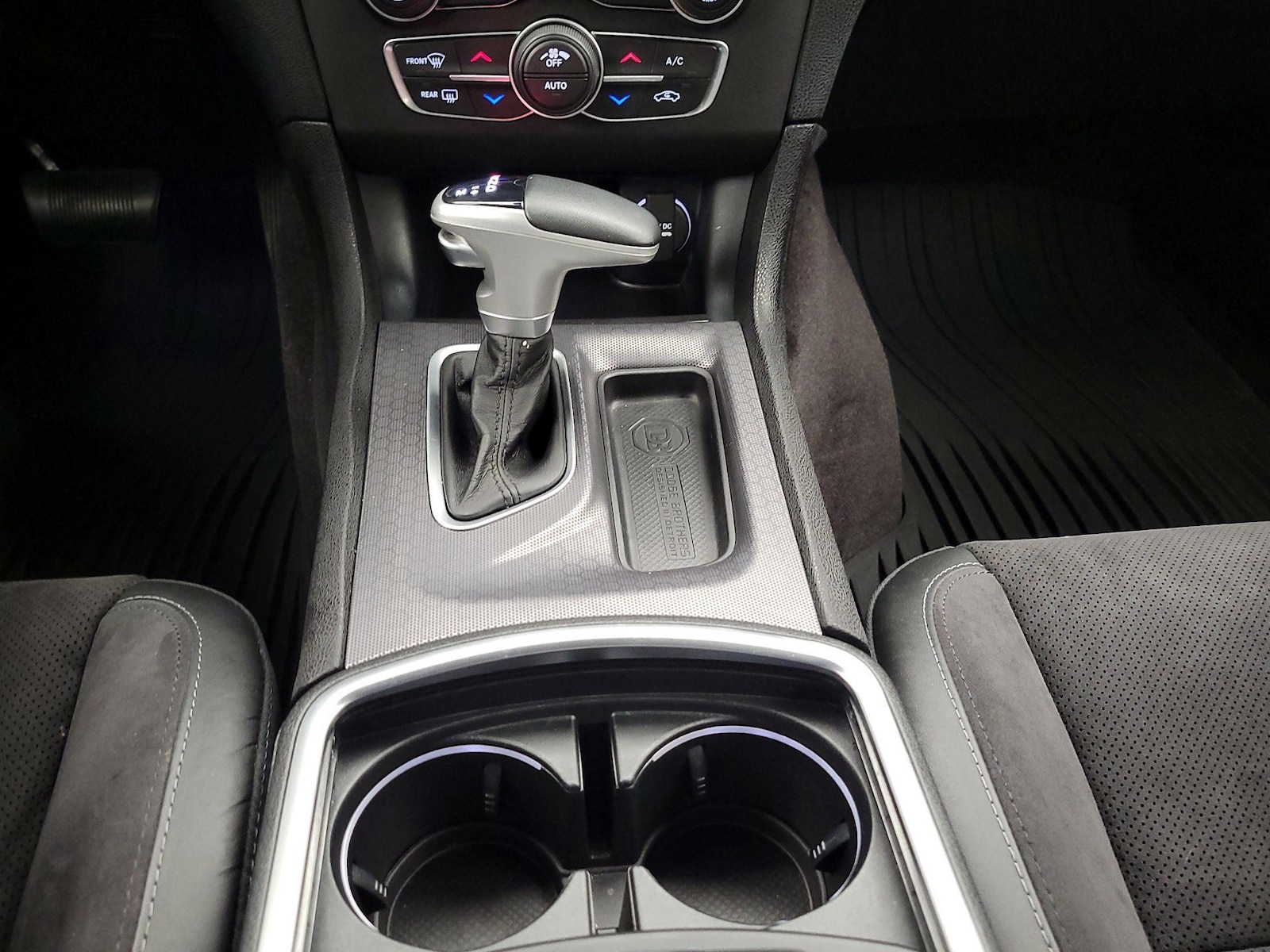 2018 Dodge Charger GT - Photo 18