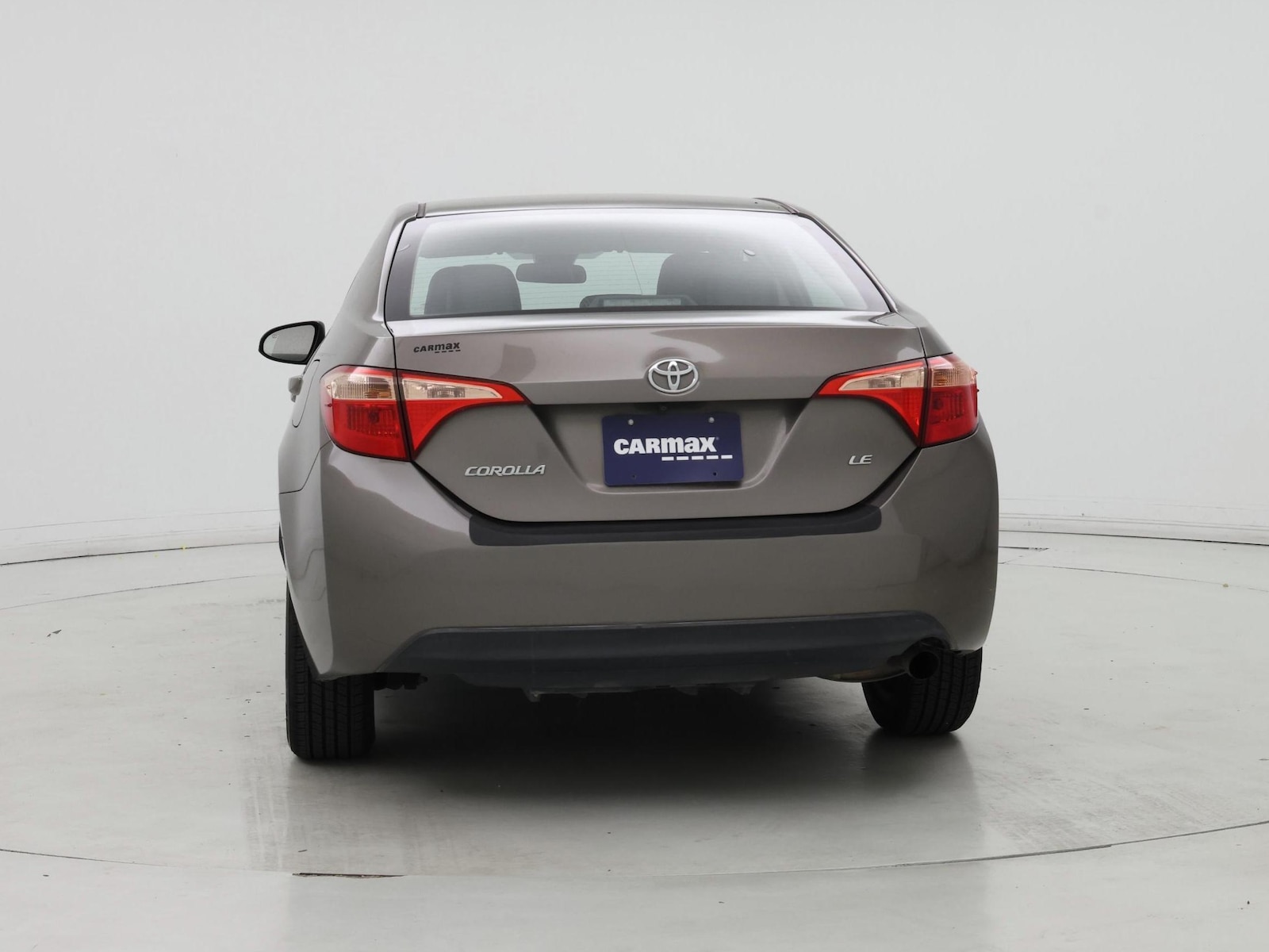 2019 Toyota Corolla LE - Photo 7