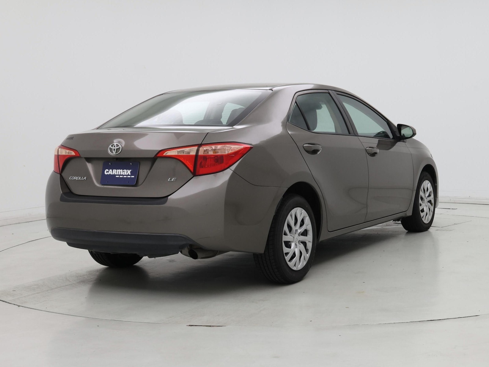 2019 Toyota Corolla LE - Photo 9