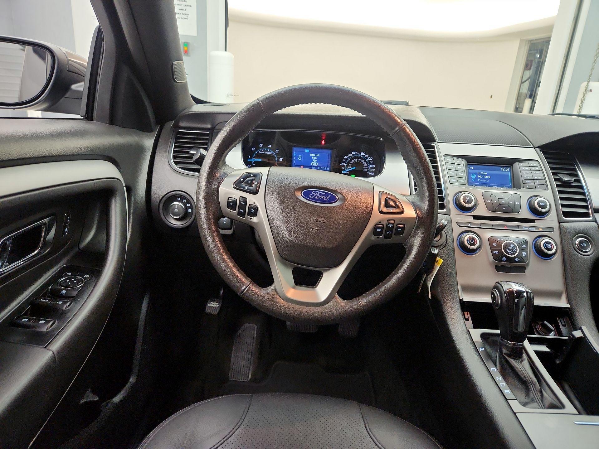 Thumbnail: 2017 Ford Taurus - 10