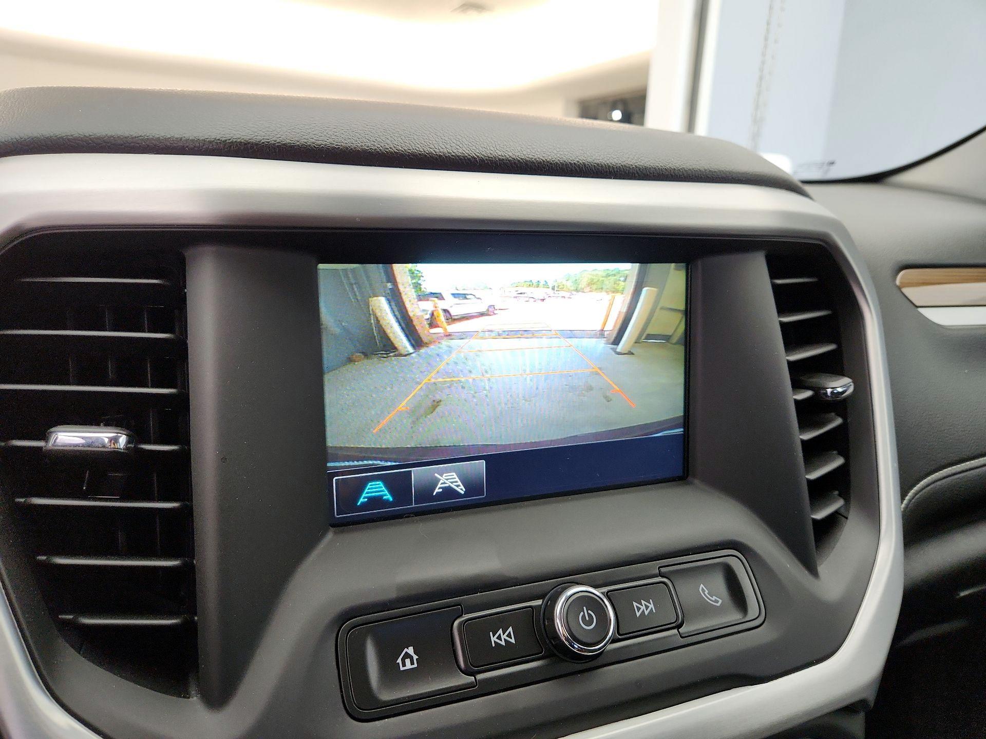 Thumbnail: 2017 GMC Acadia - 14