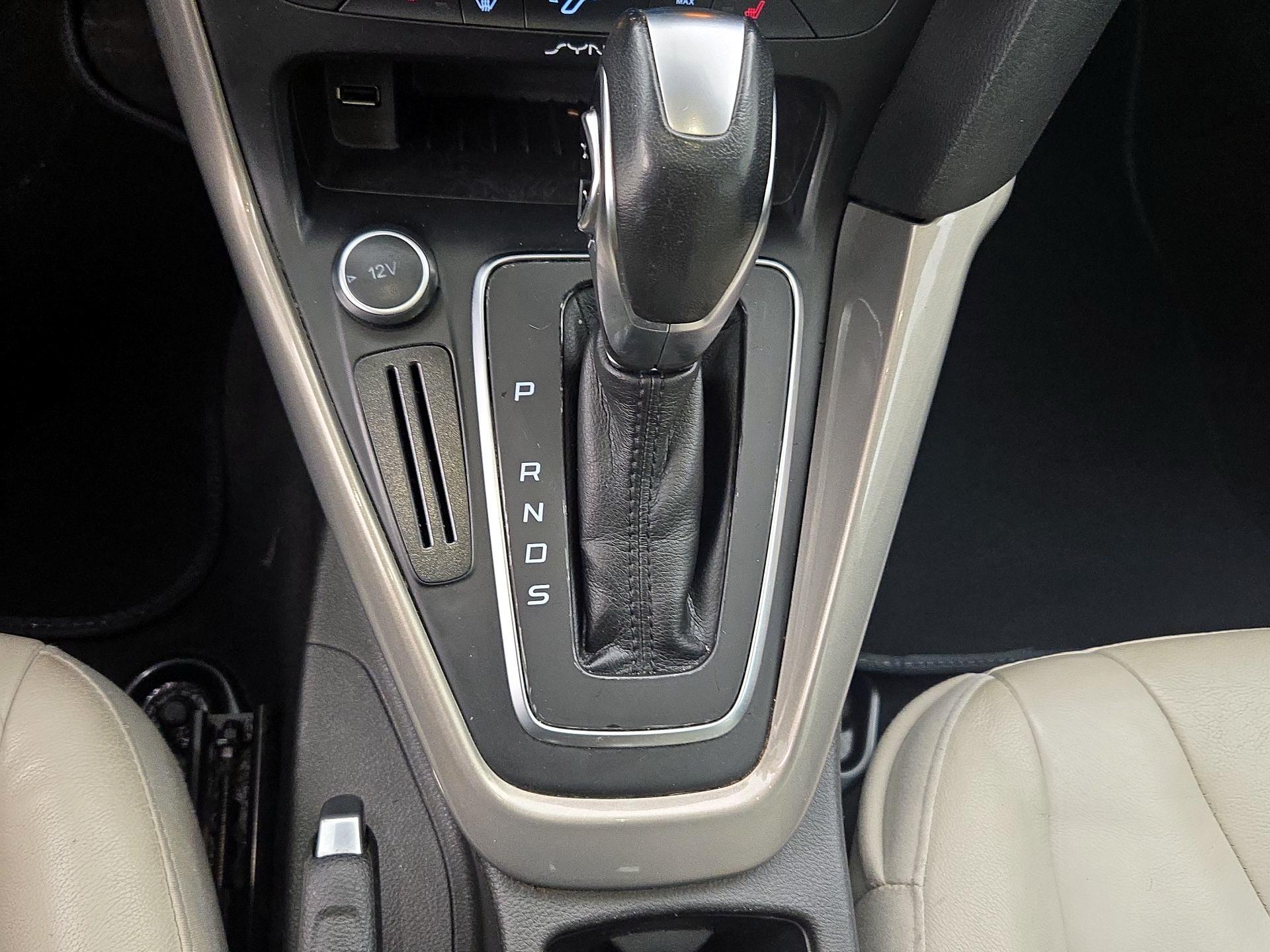 Thumbnail: 2016 Ford Focus - 17