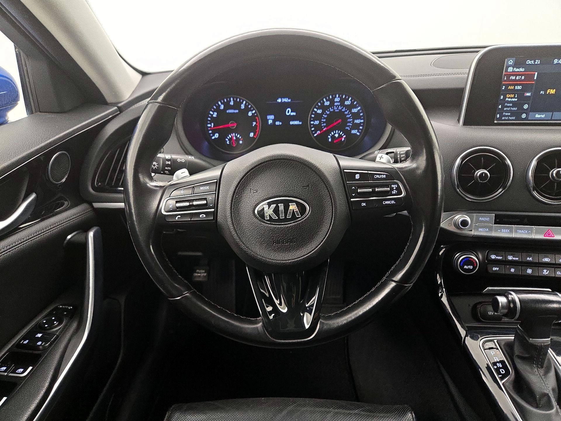Thumbnail: 2018 Kia Stinger - 10