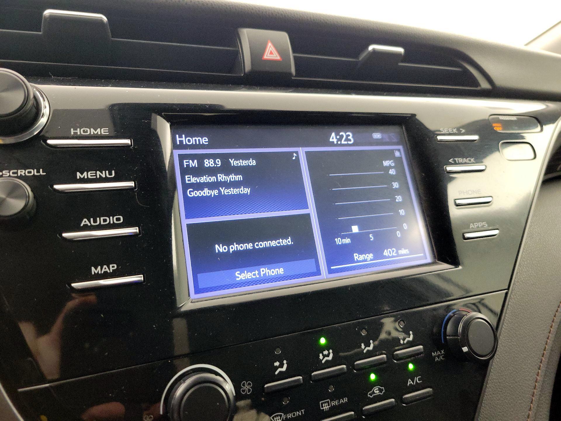 Thumbnail: 2019 Toyota Camry - 15