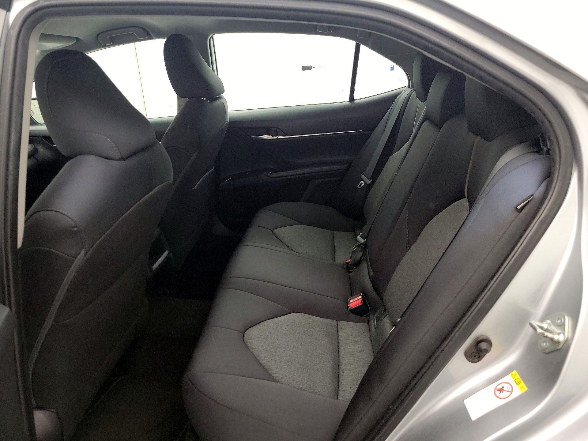 Thumbnail: 2019 Toyota Camry - 19