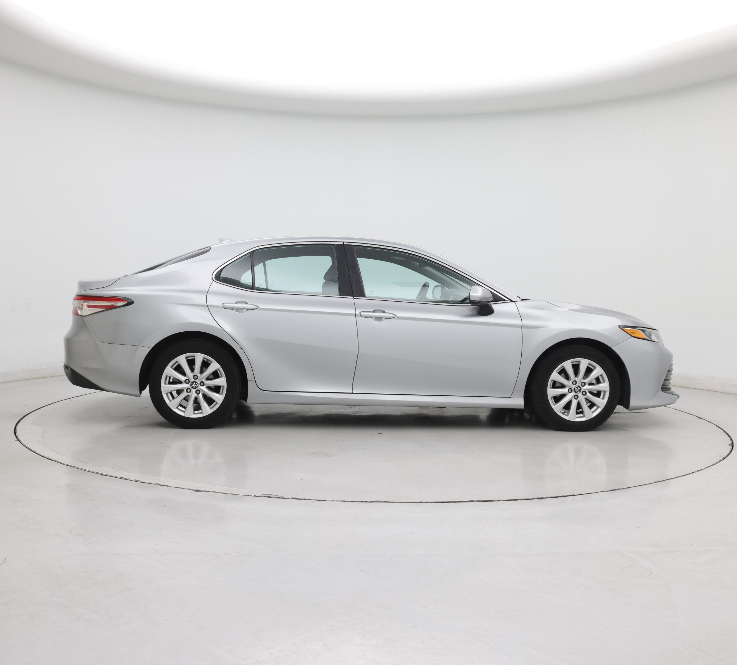 Thumbnail: 2019 Toyota Camry - 7
