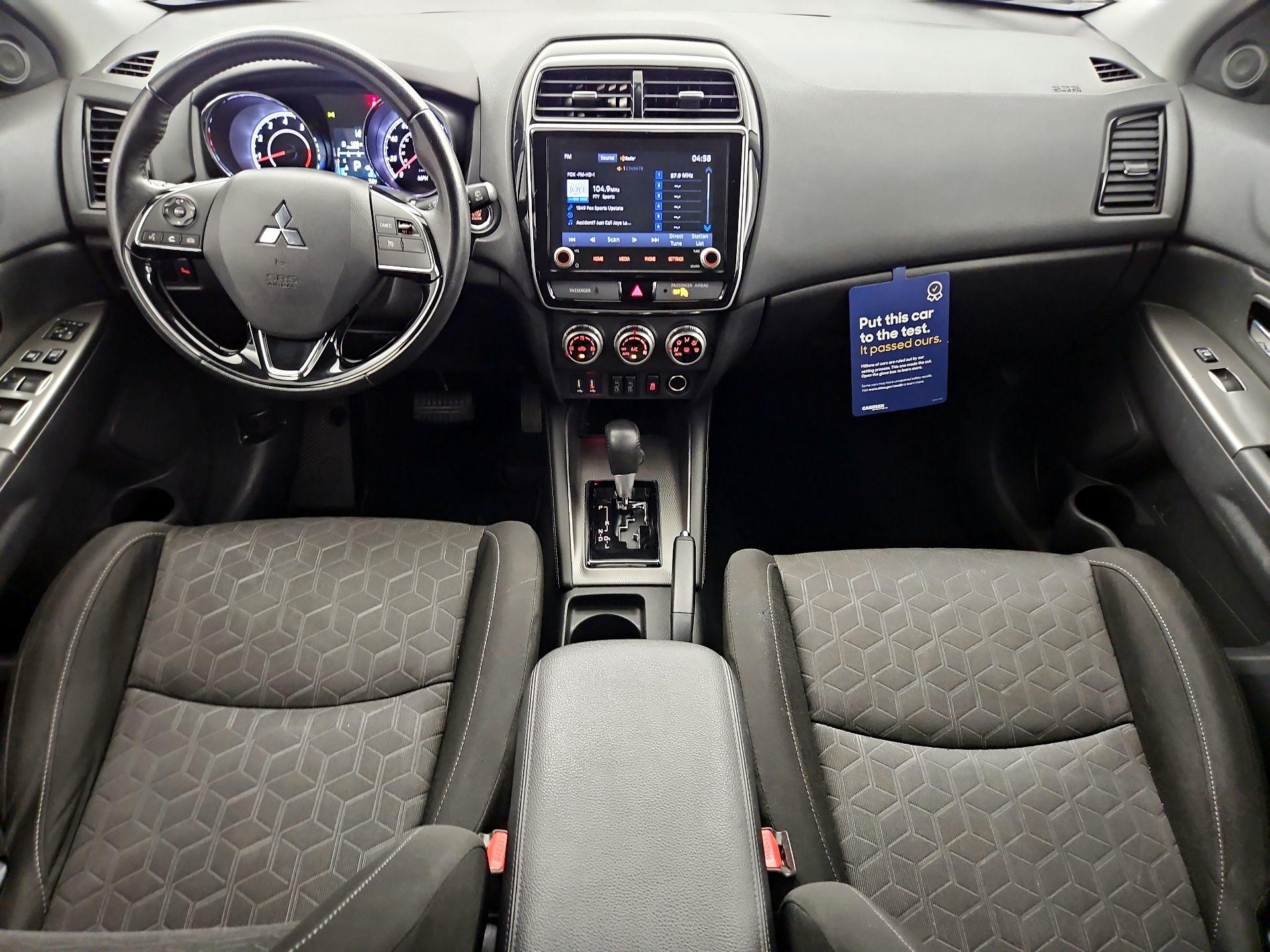 Thumbnail: 2020 Mitsubishi Outlander Sport - 9