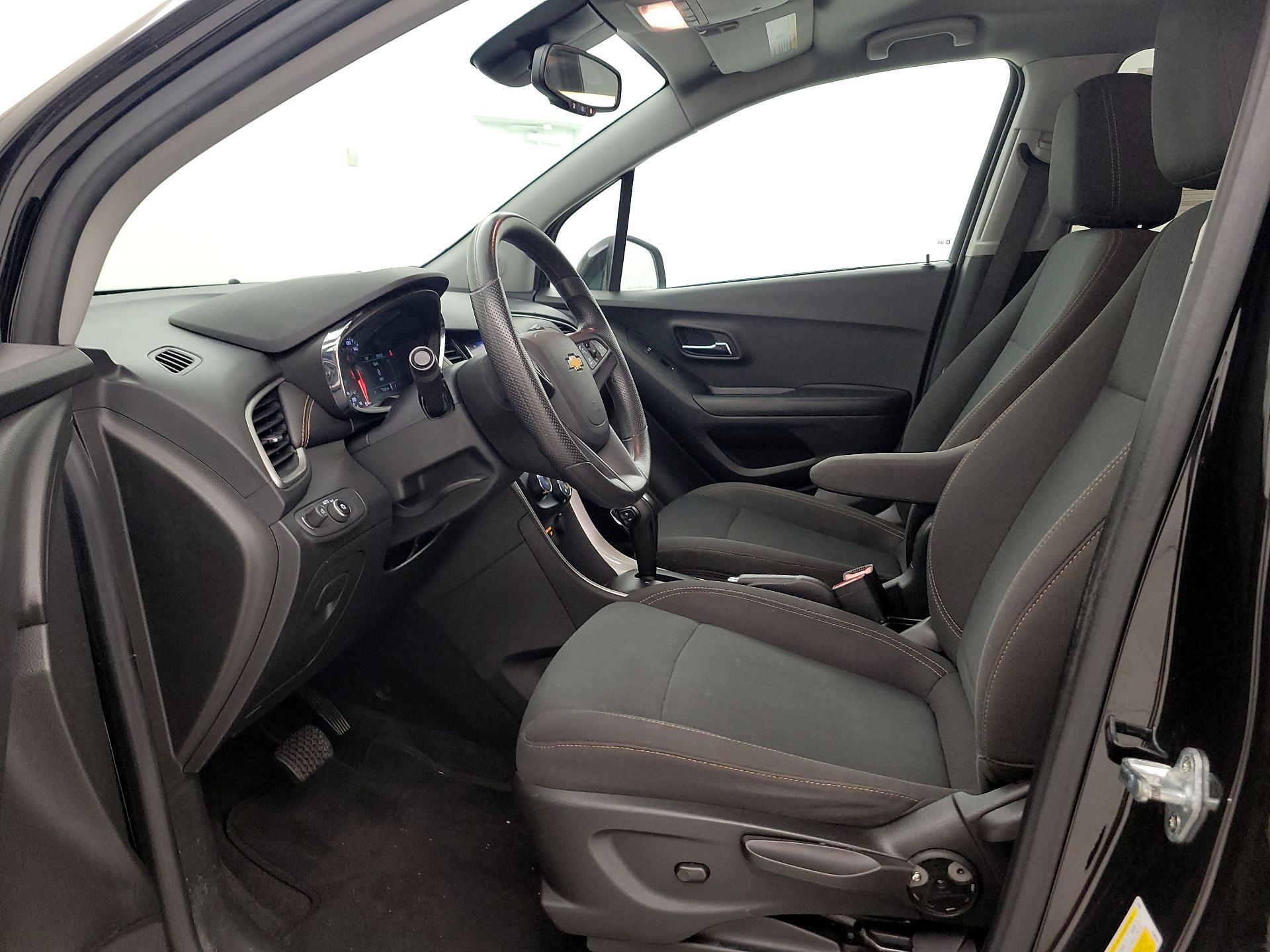 Thumbnail: 2021 Chevrolet Trax - 11