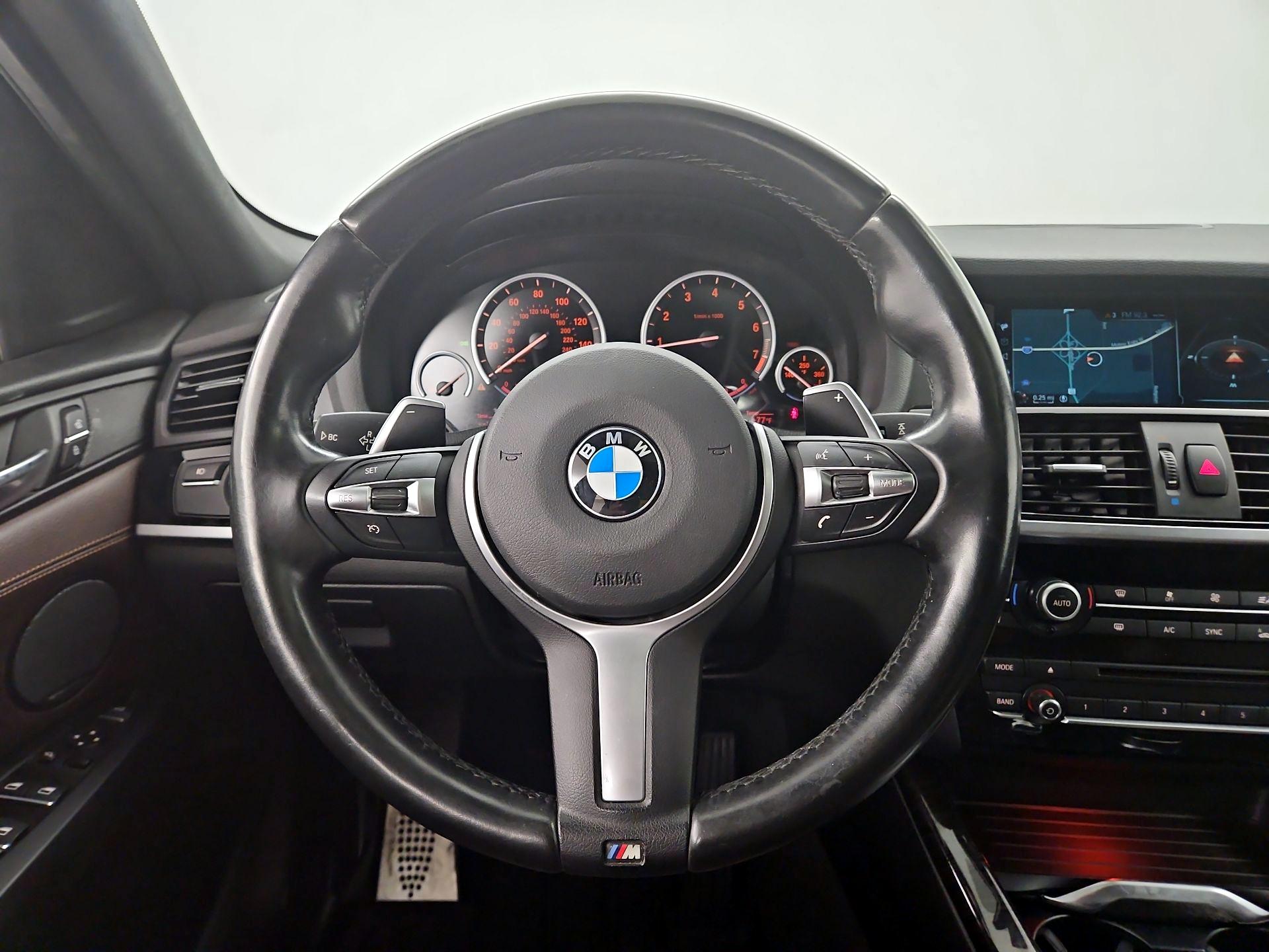 Thumbnail: 2017 BMW X4 - 10