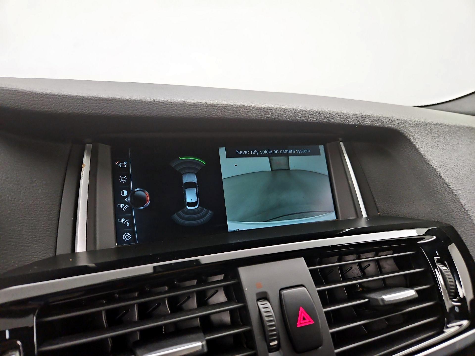 Thumbnail: 2017 BMW X4 - 15