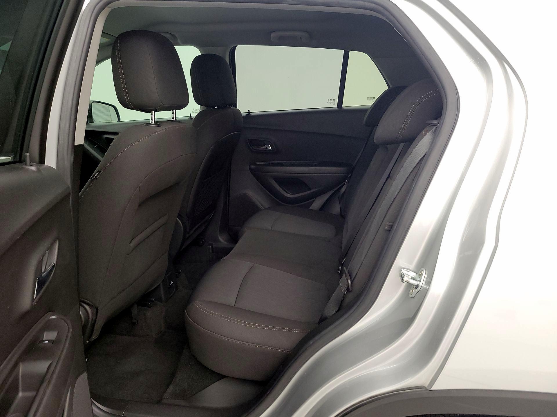 Thumbnail: 2020 Chevrolet Trax - 19