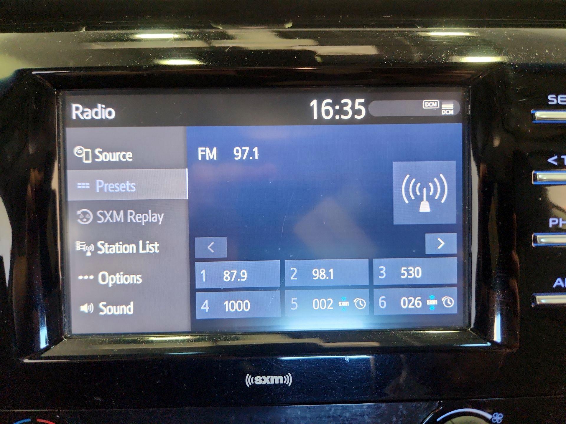 Thumbnail: 2020 Toyota Camry - 16