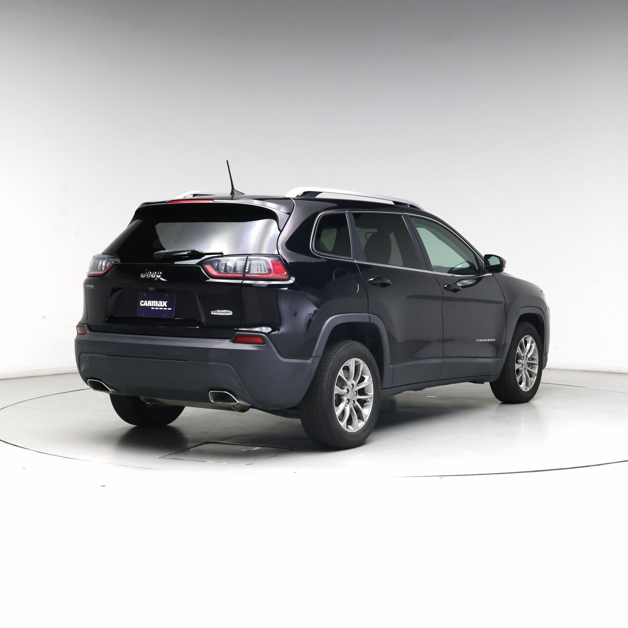 Thumbnail: 2019 Jeep Cherokee - 8
