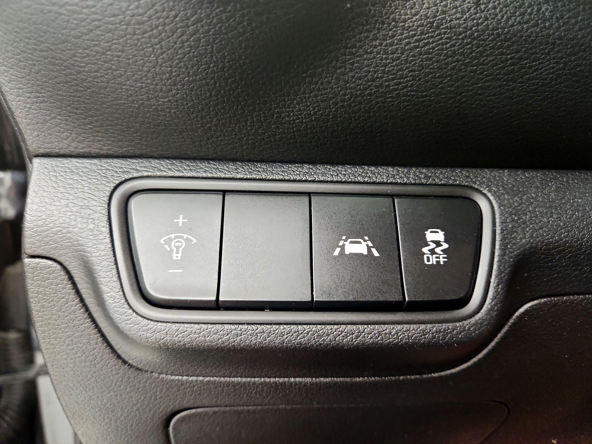 Thumbnail: 2021 Kia Forte - 13