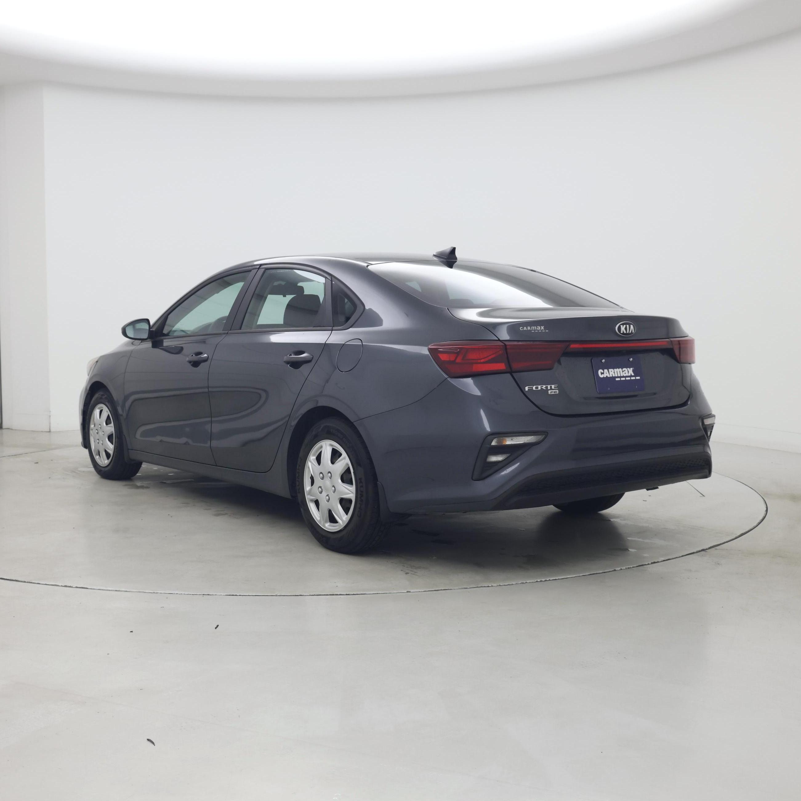 Thumbnail: 2021 Kia Forte - 2