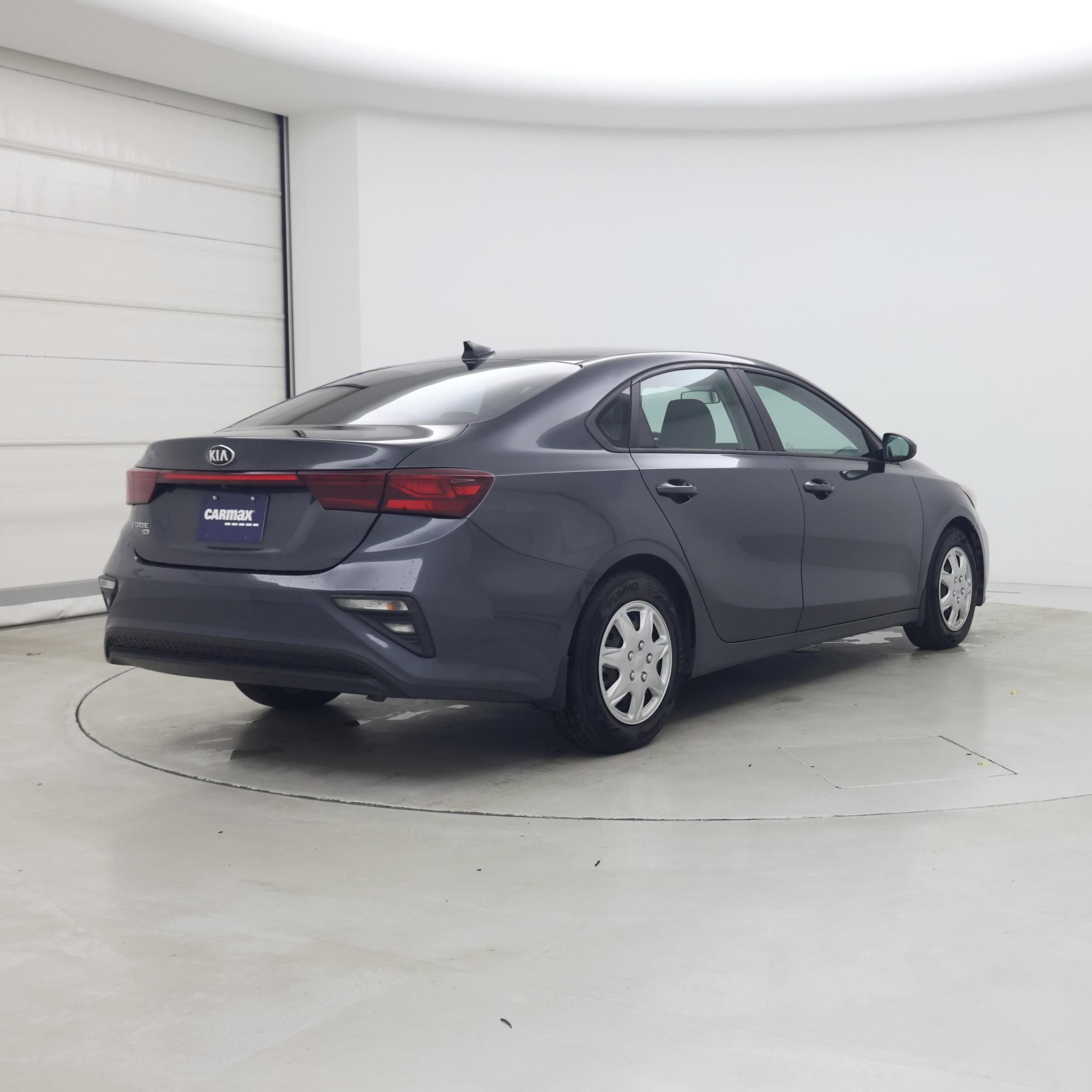 Thumbnail: 2021 Kia Forte - 8