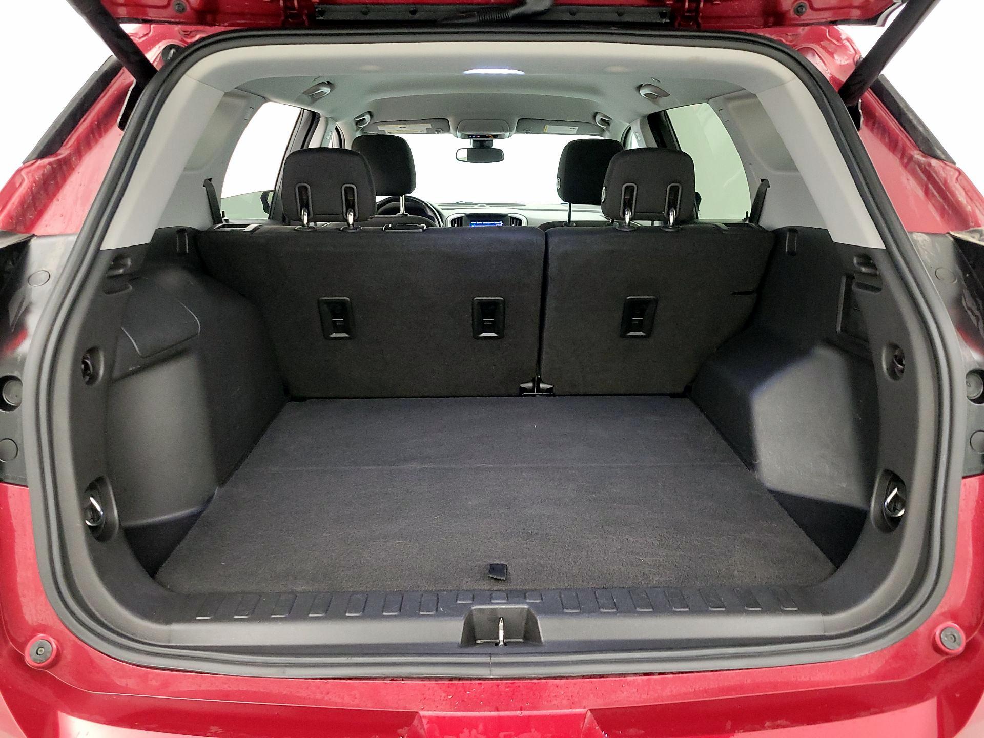 Thumbnail: 2020 GMC Terrain - 20