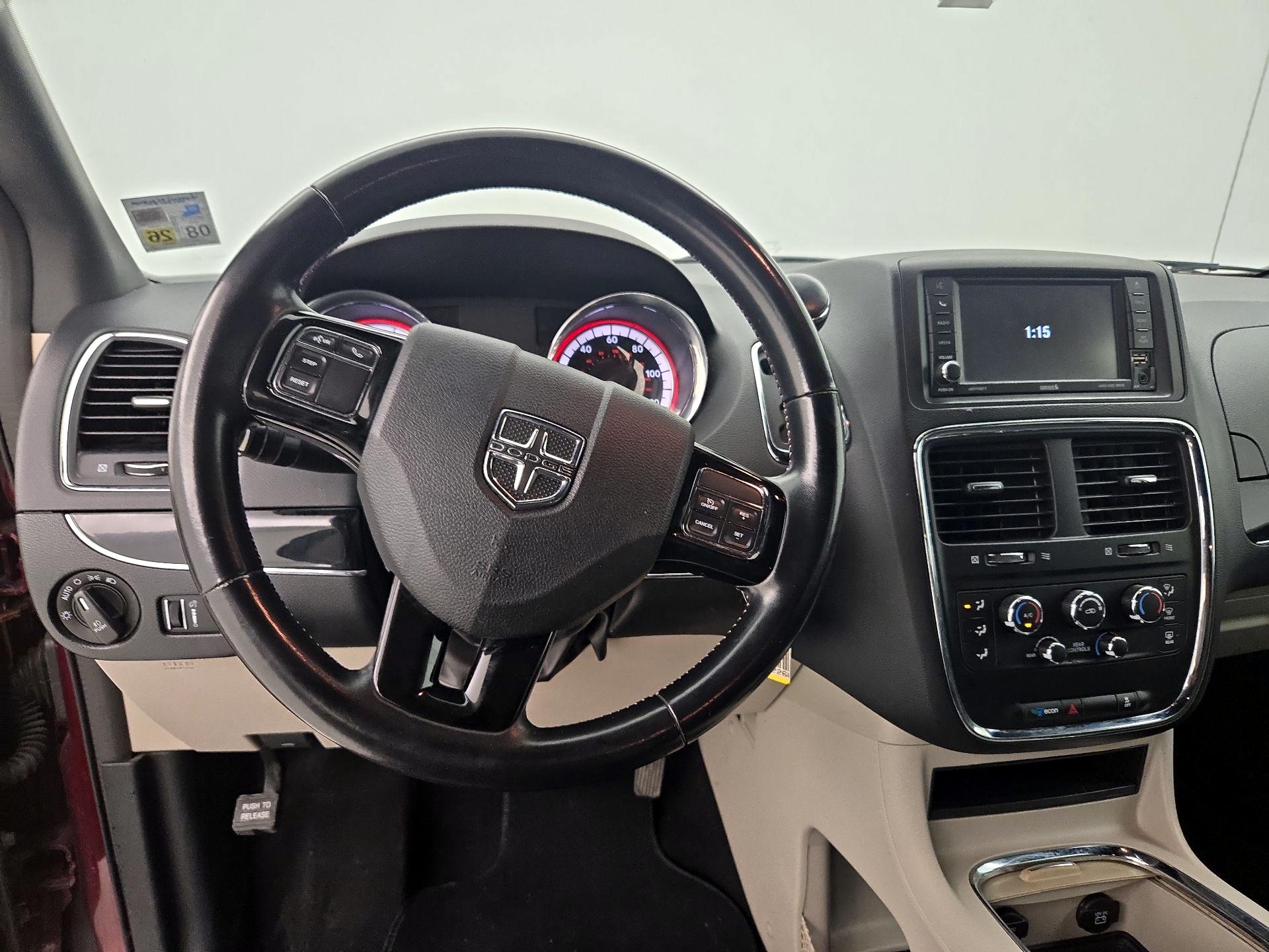 Thumbnail: 2020 Dodge Grand Caravan - 10