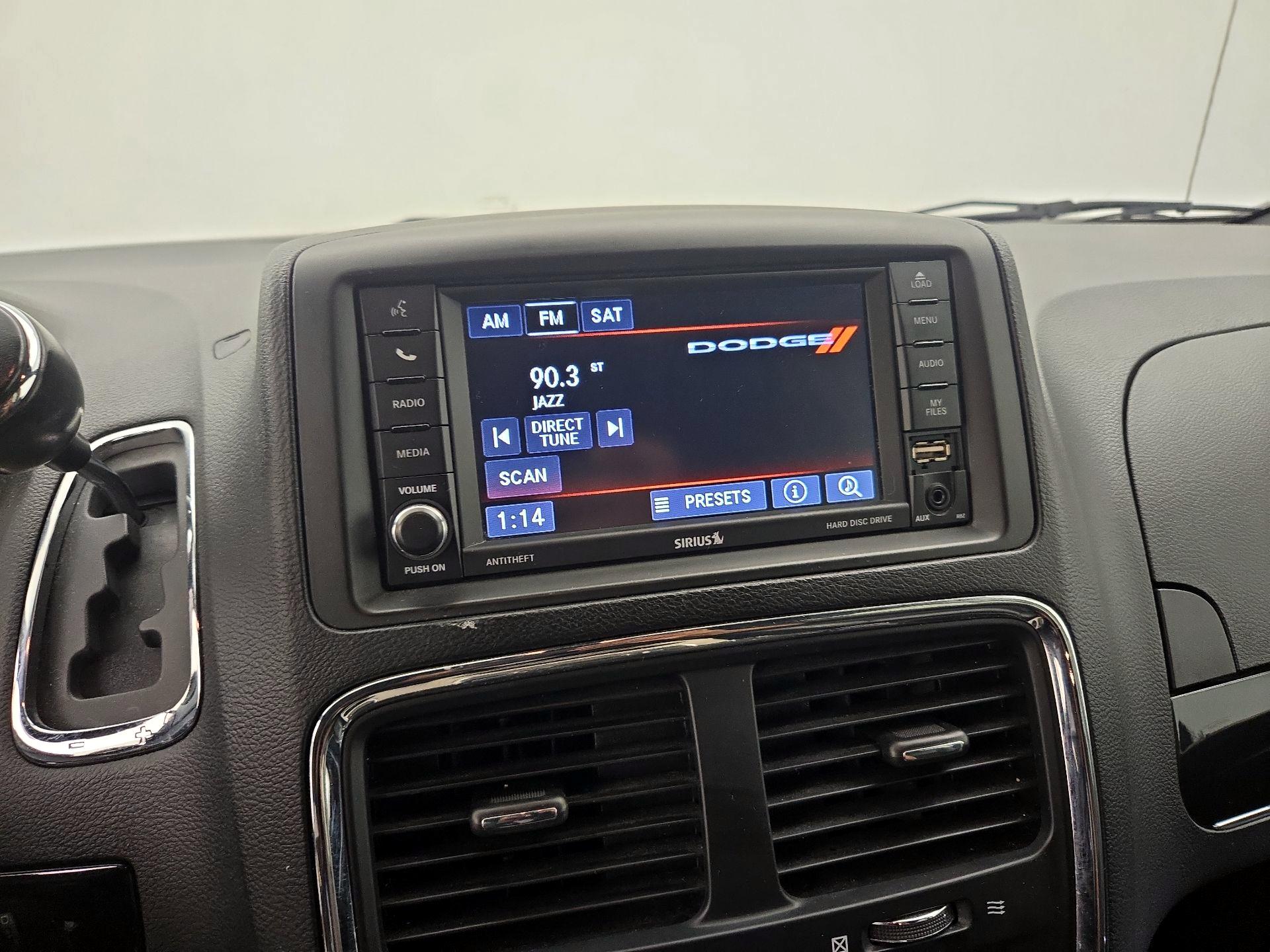Thumbnail: 2020 Dodge Grand Caravan - 15