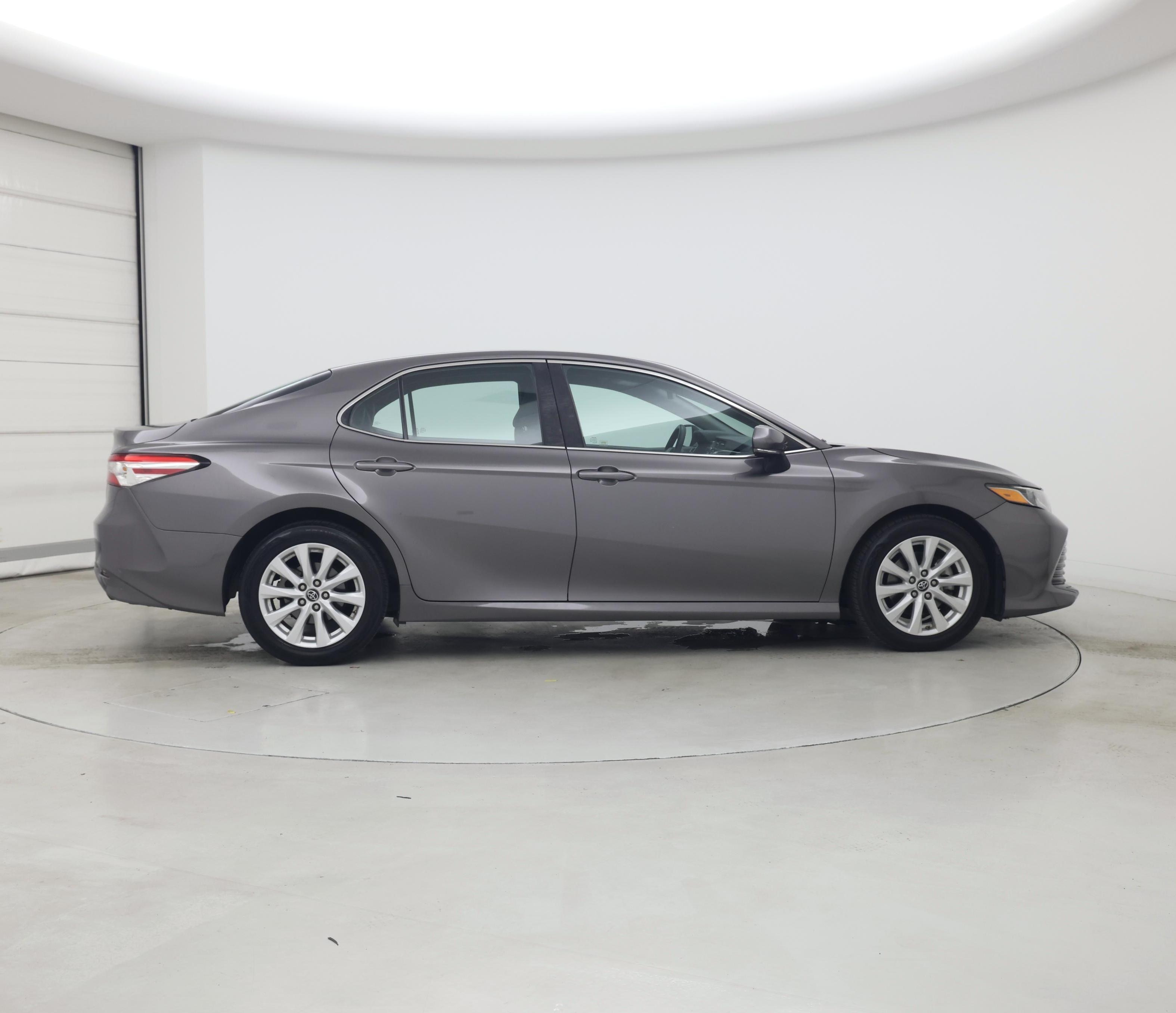 Thumbnail: 2018 Toyota Camry - 7