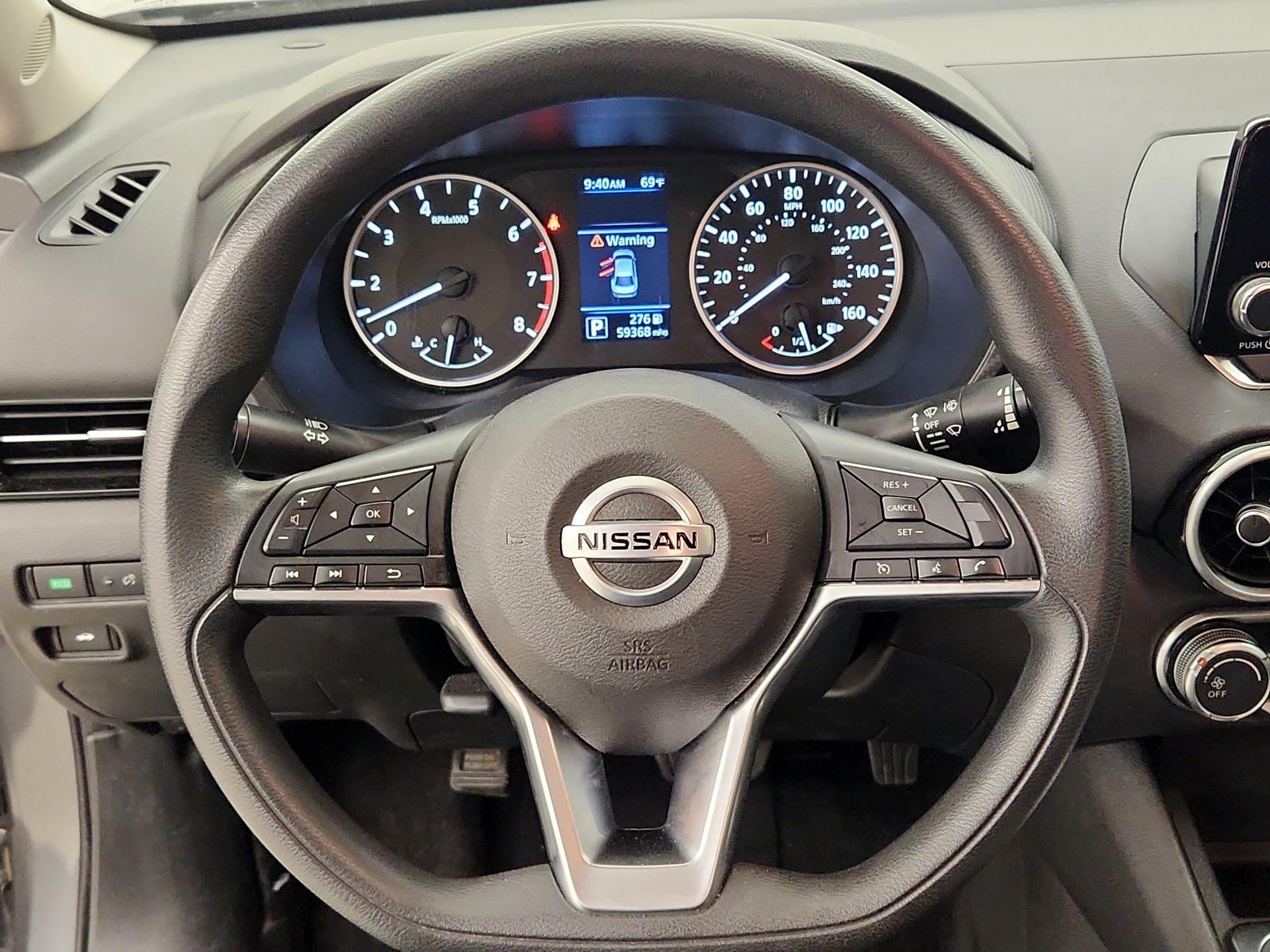Thumbnail: 2020 Nissan Sentra - 10