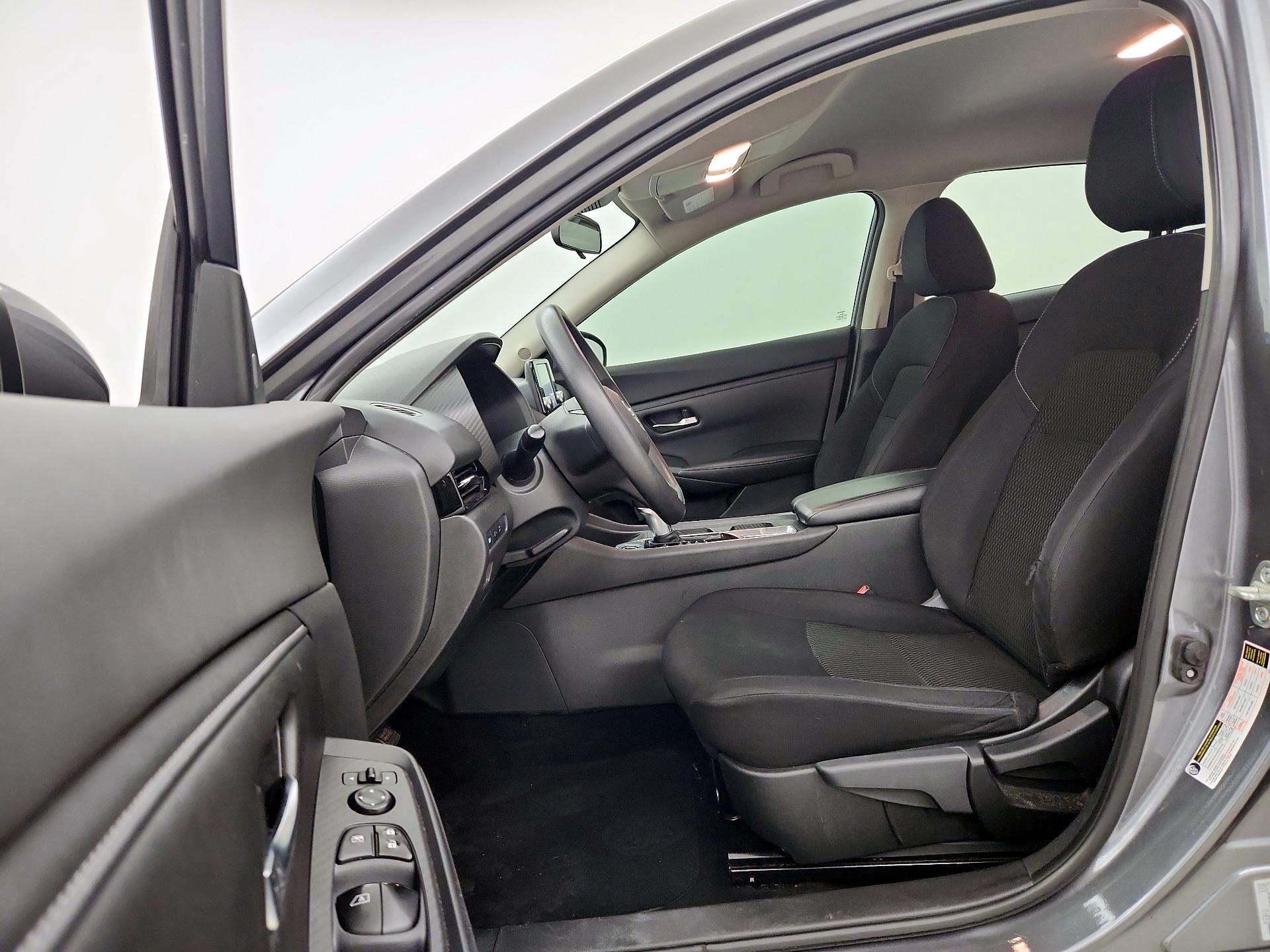 Thumbnail: 2020 Nissan Sentra - 11