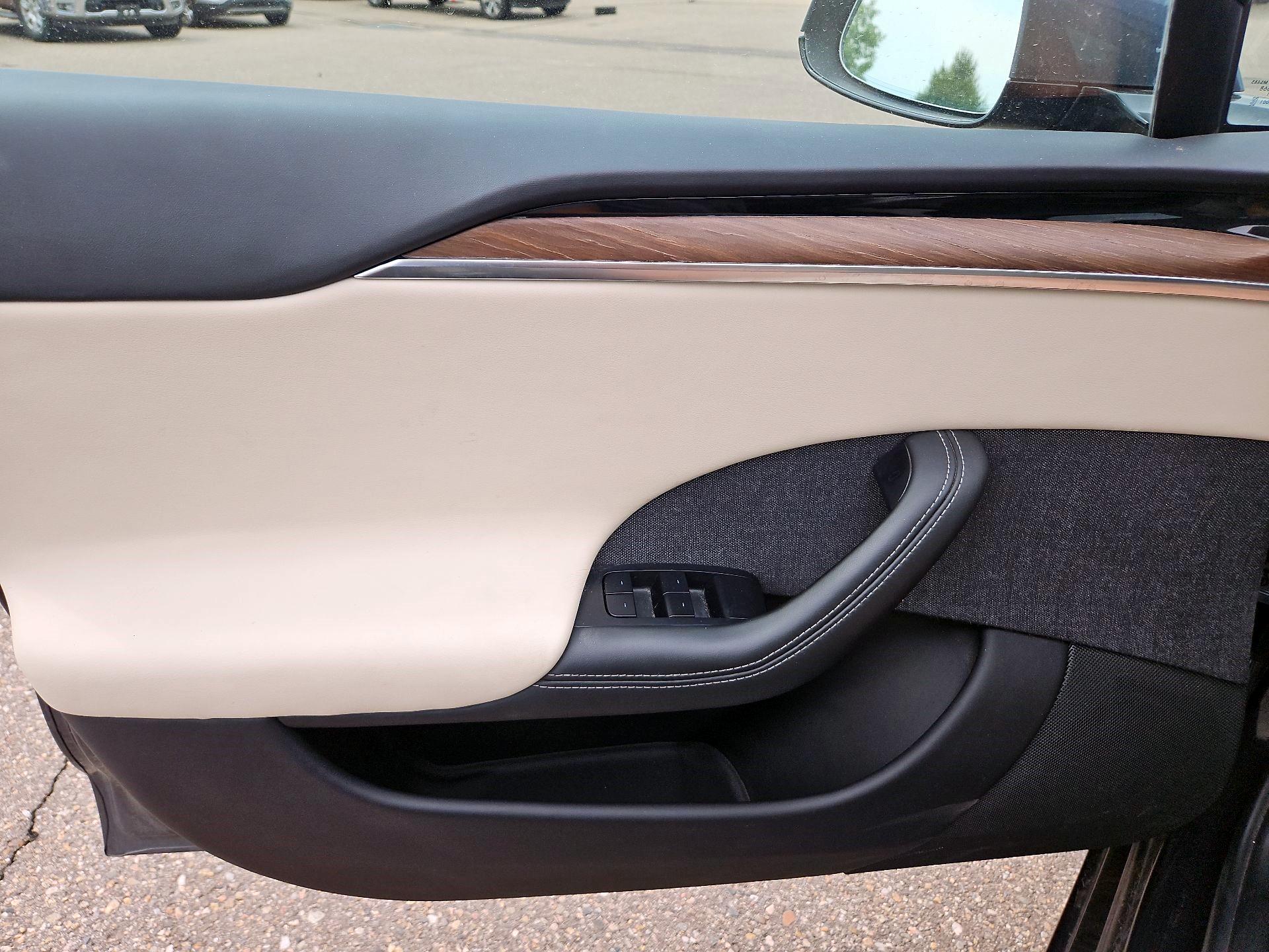 Thumbnail: 2021 Tesla Model S - 10