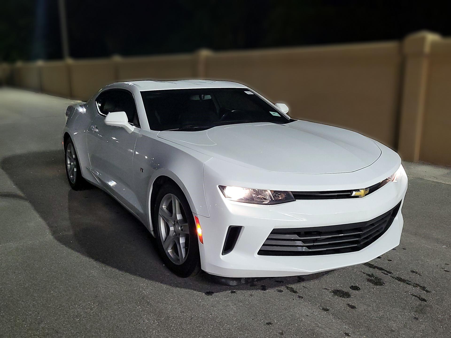 camaro rs white