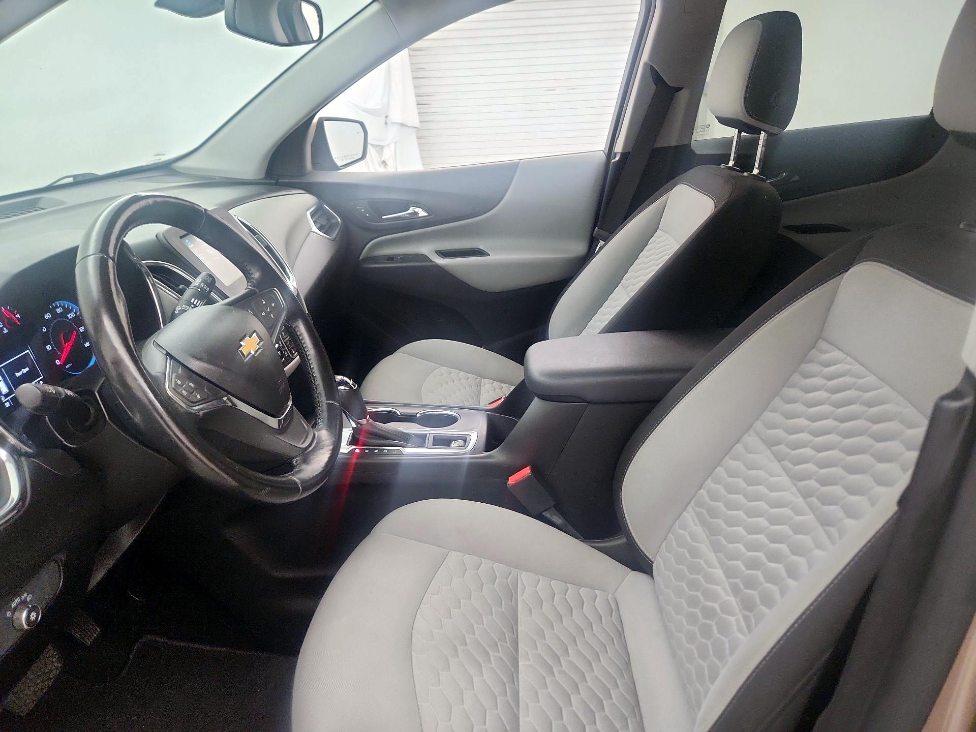 Thumbnail: 2018 Chevrolet Equinox - 11