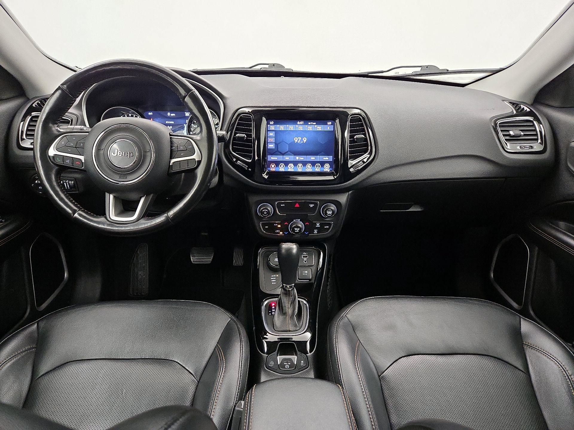Thumbnail: 2019 Jeep Compass - 9