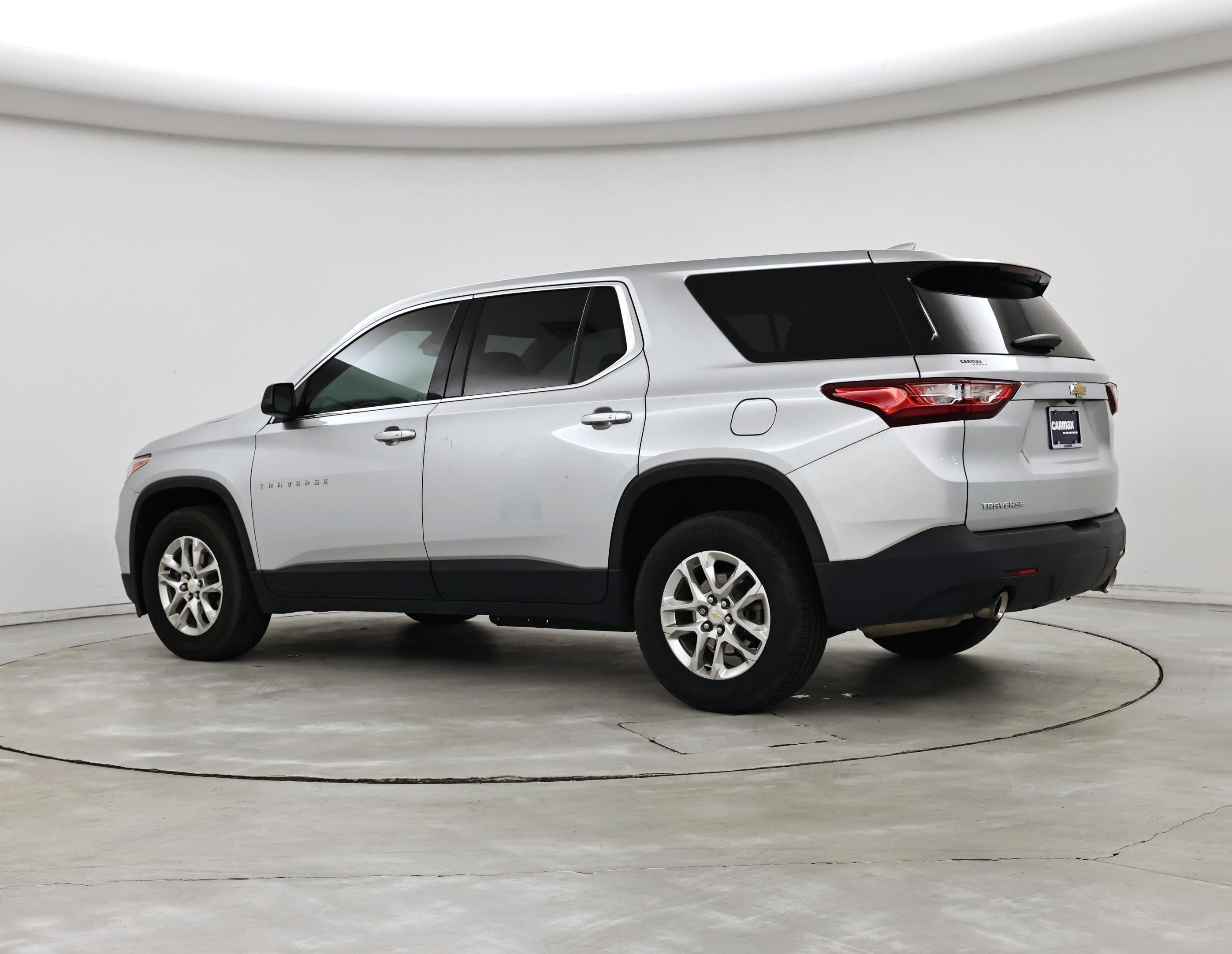 Thumbnail: 2021 Chevrolet Traverse - 4