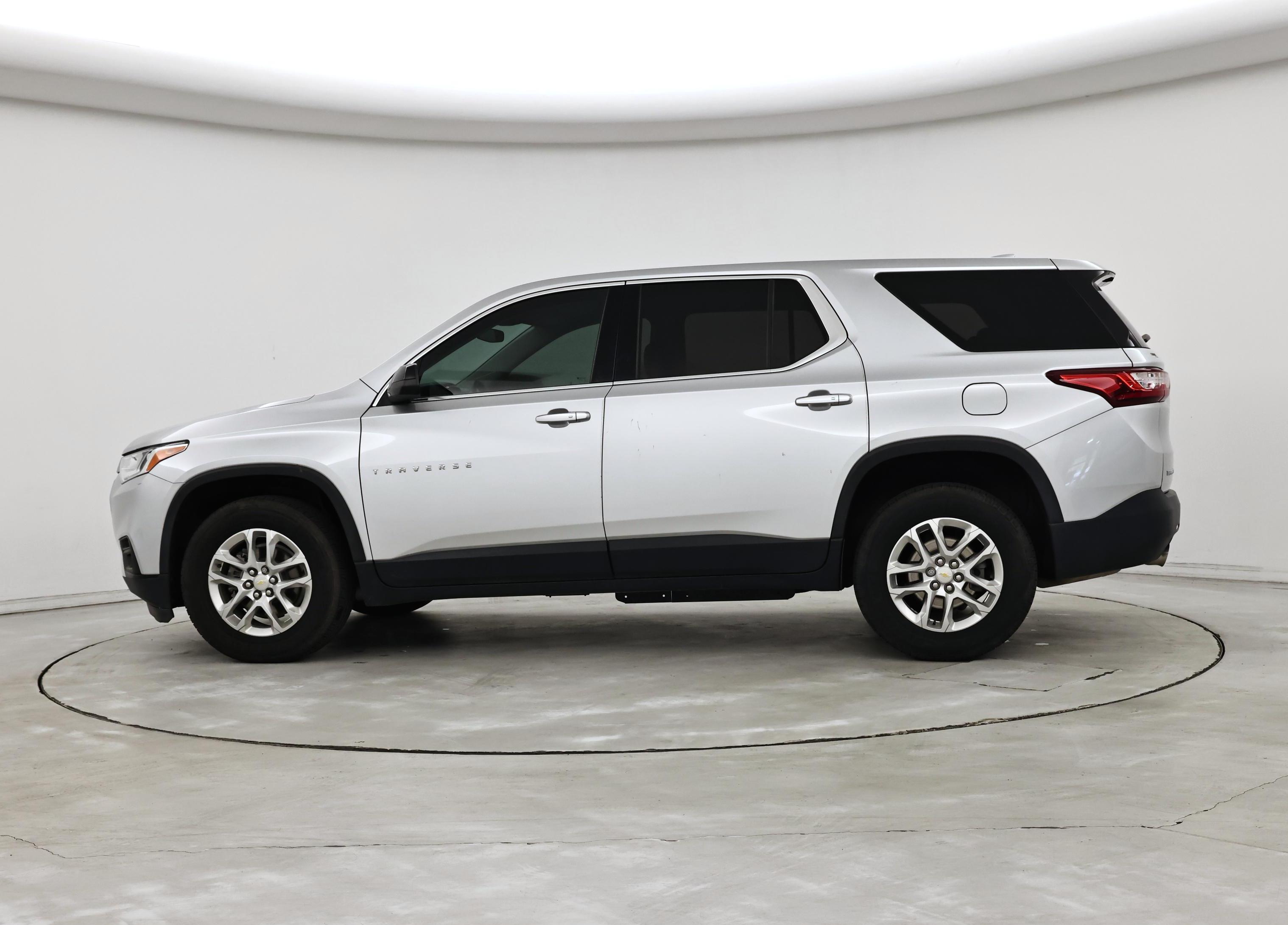 Thumbnail: 2021 Chevrolet Traverse - 5