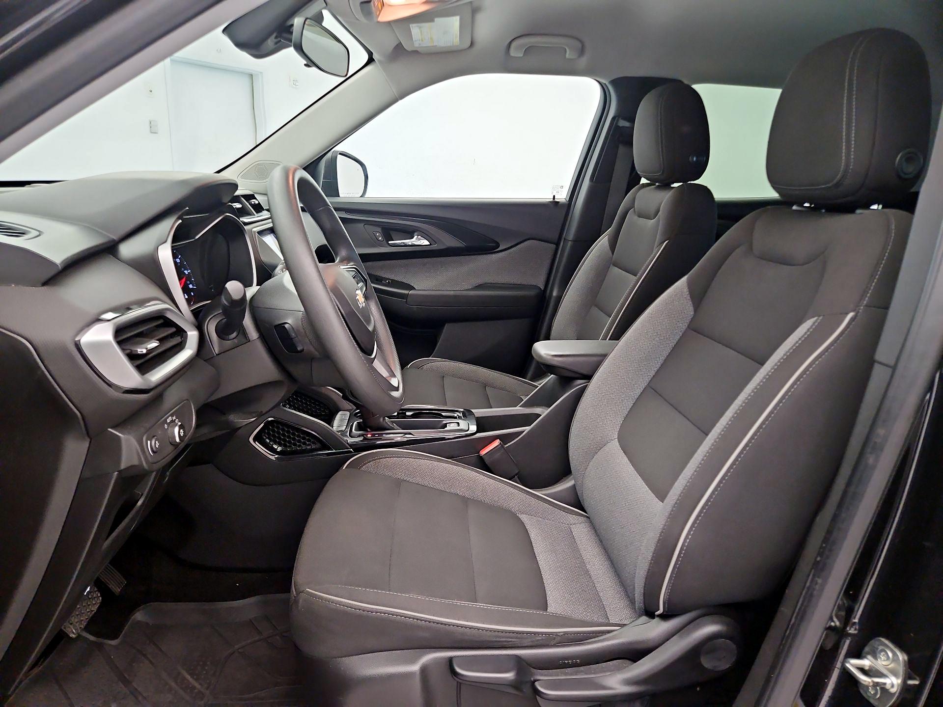 Thumbnail: 2021 Chevrolet TrailBlazer - 11