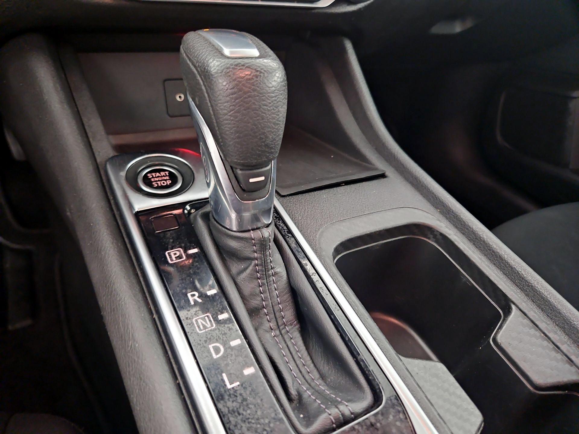 Thumbnail: 2020 Nissan Sentra - 17